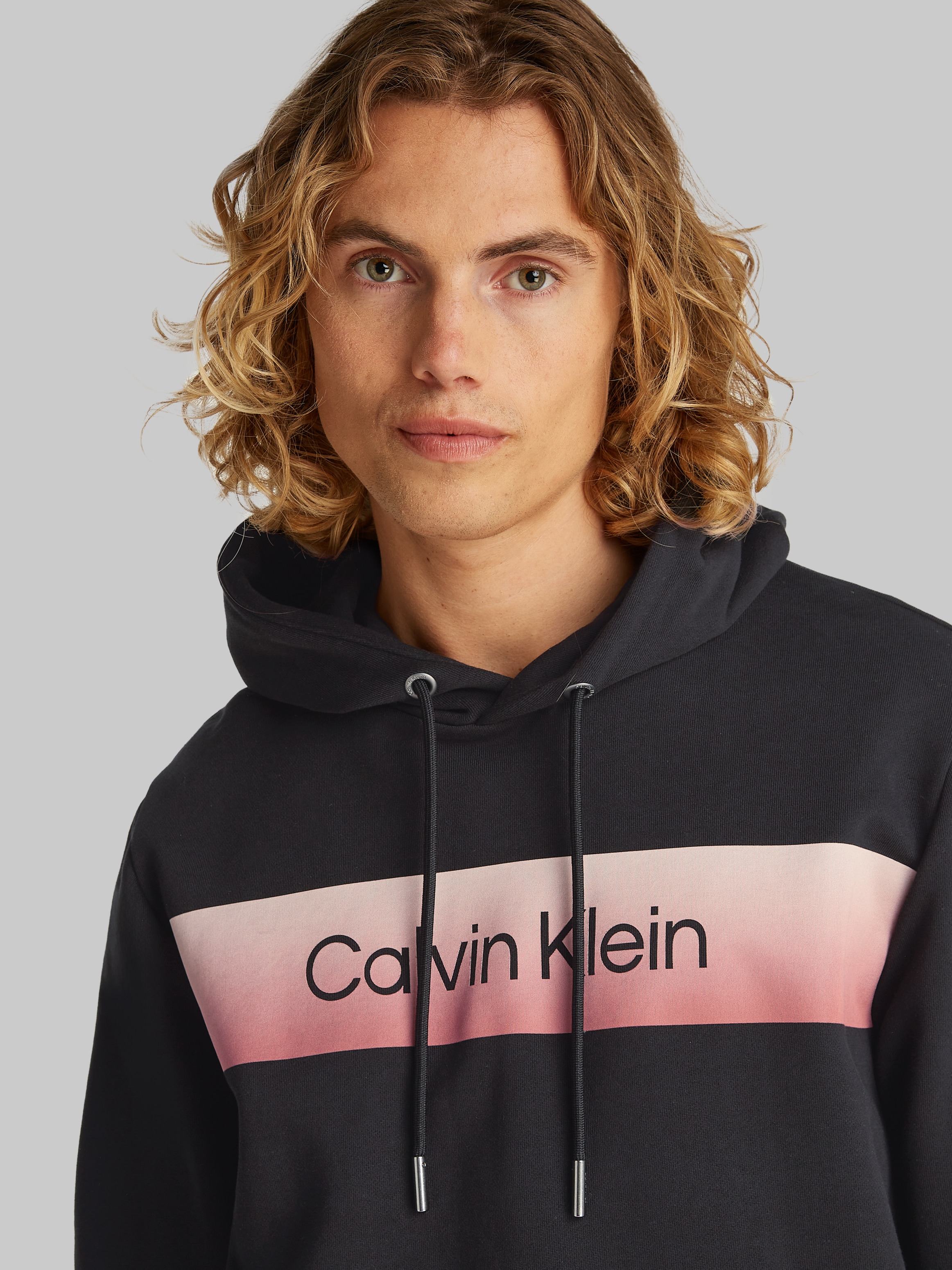 Calvin Klein Hoodie LINEAR OMBRE CHEST LOGO HOODIE mit Logo günstig online kaufen