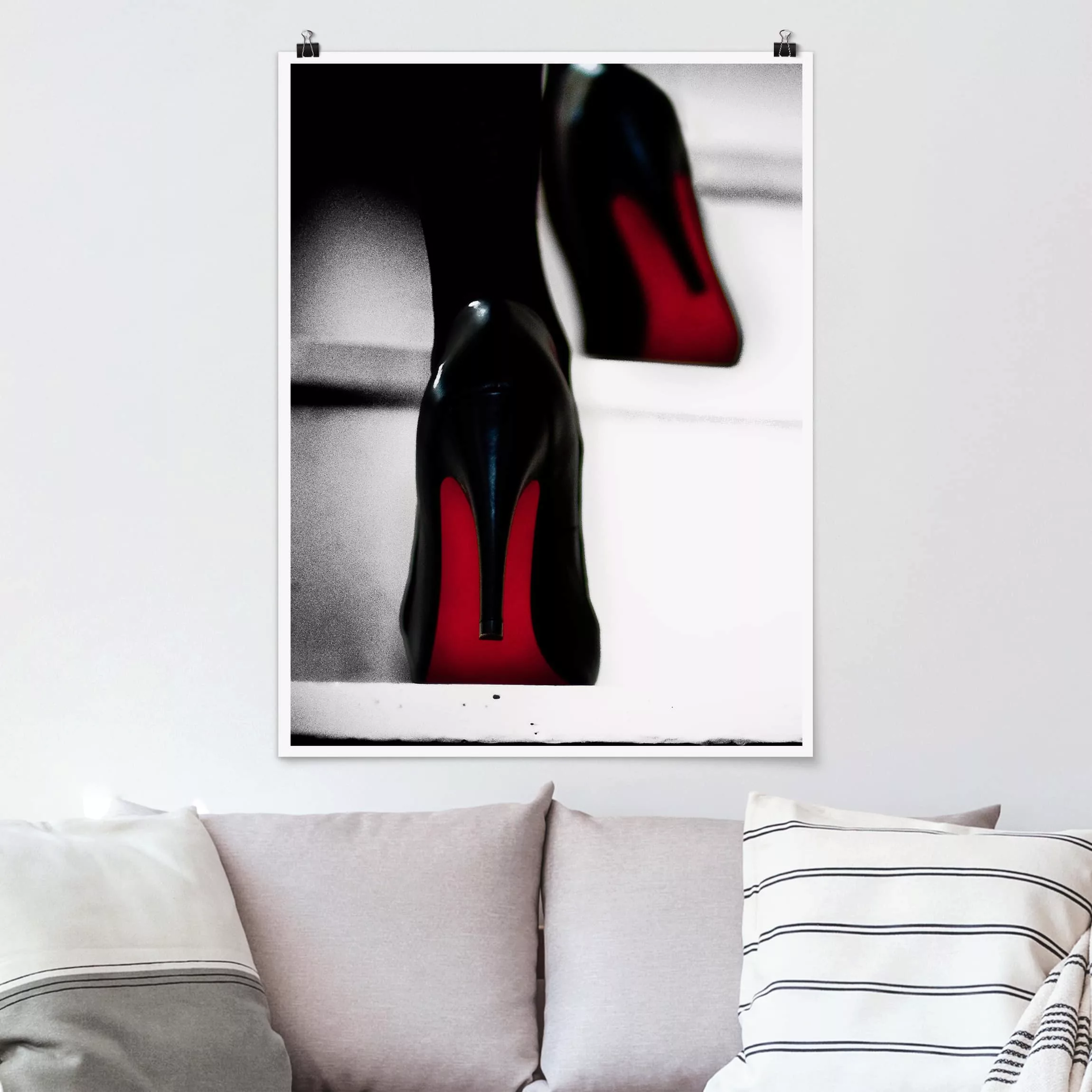Poster Schwarz-Weiß - Hochformat High Heels in Rot günstig online kaufen