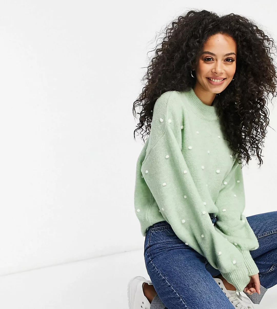 ASOS DESIGN Tall – Pullover mit Kontrast-Bommeln in Salbeigrün günstig online kaufen