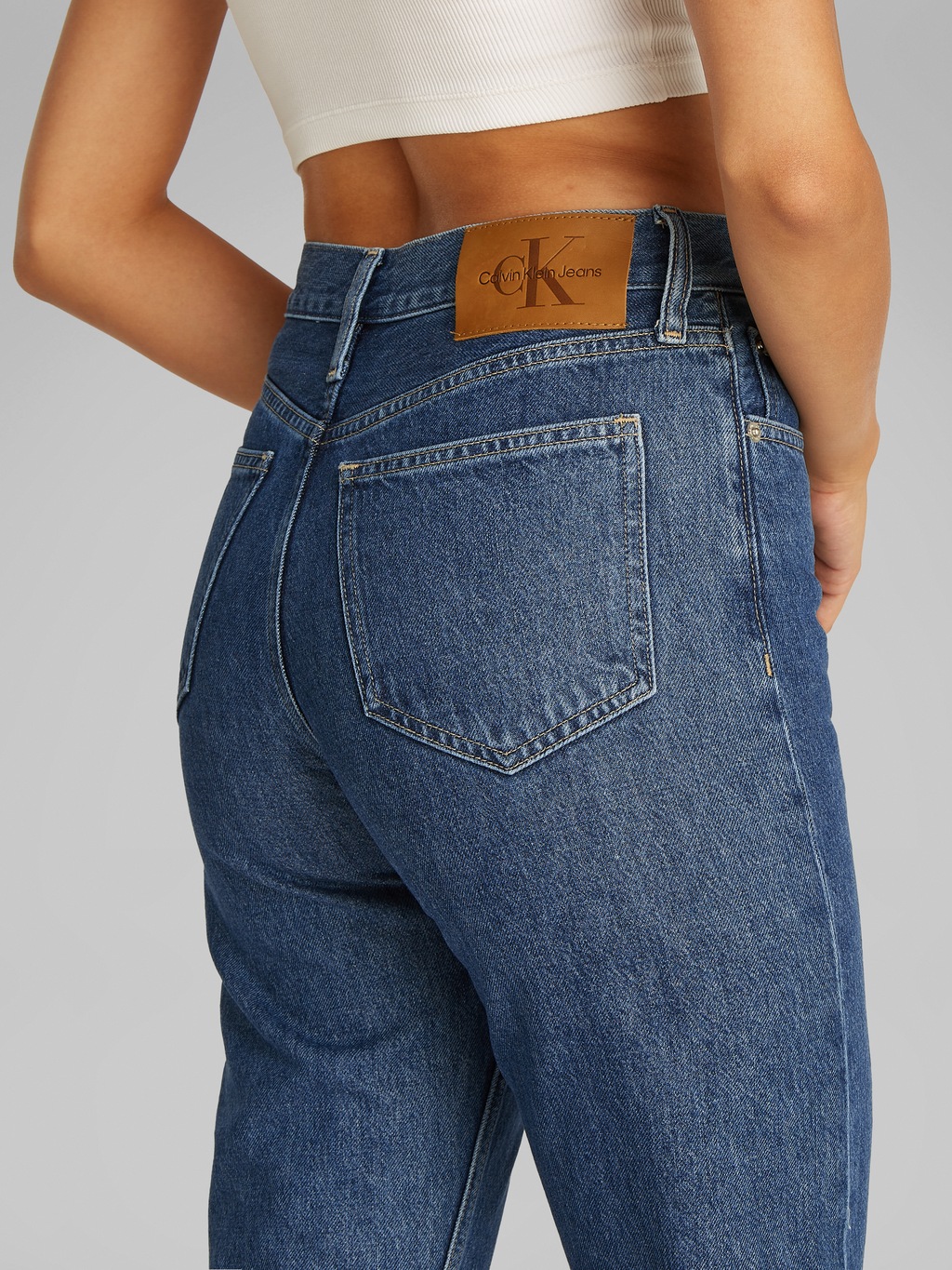 Calvin Klein Jeans Straight-Jeans "HIGH RISE STRAIGHT", in mittelblauer Was günstig online kaufen