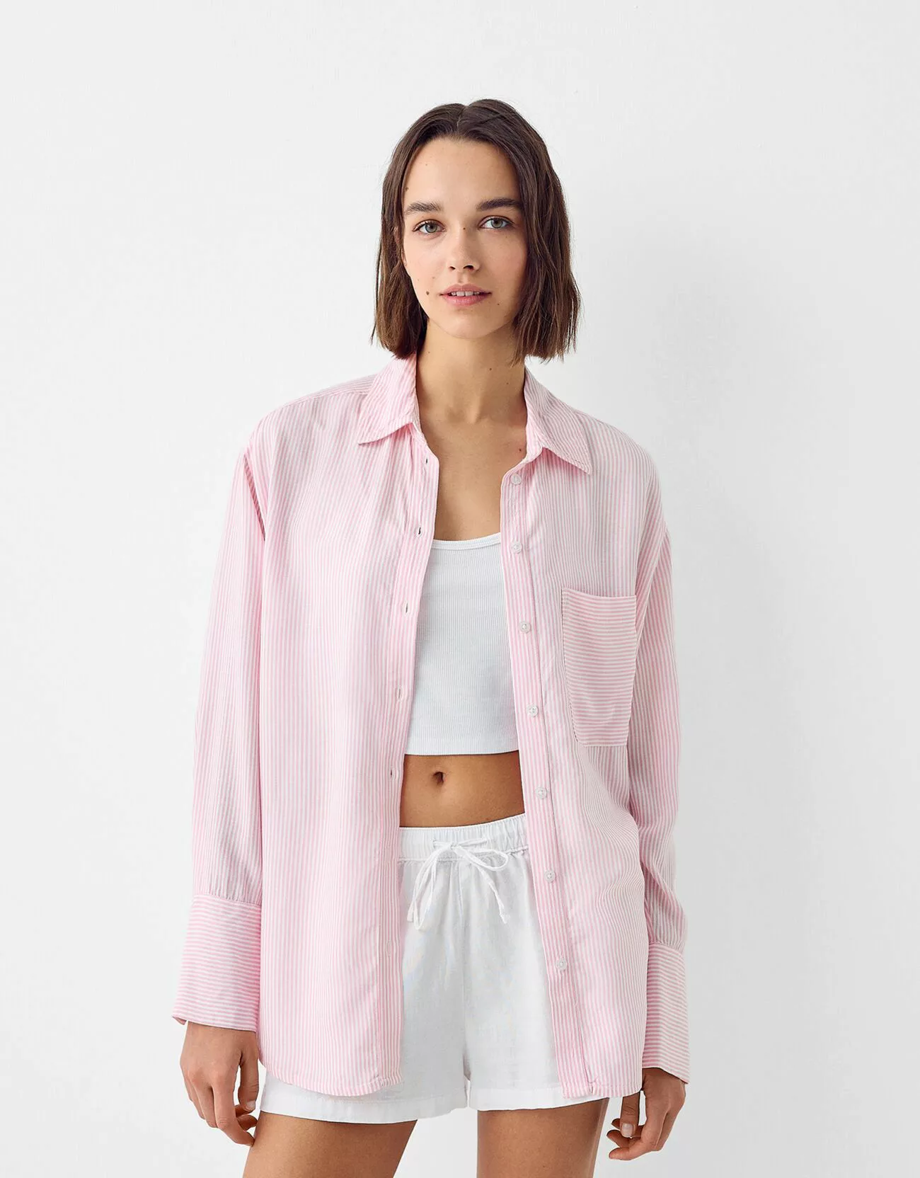 Bershka Rustikales Oversize-Hemd Mit Langen Ärmeln Damen L Rosa günstig online kaufen