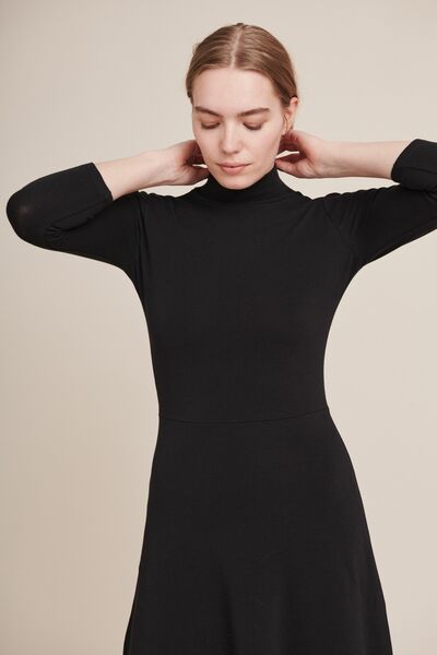 Midi Kleid - Arina Loose Dress - Aus Bio-baumwolle günstig online kaufen