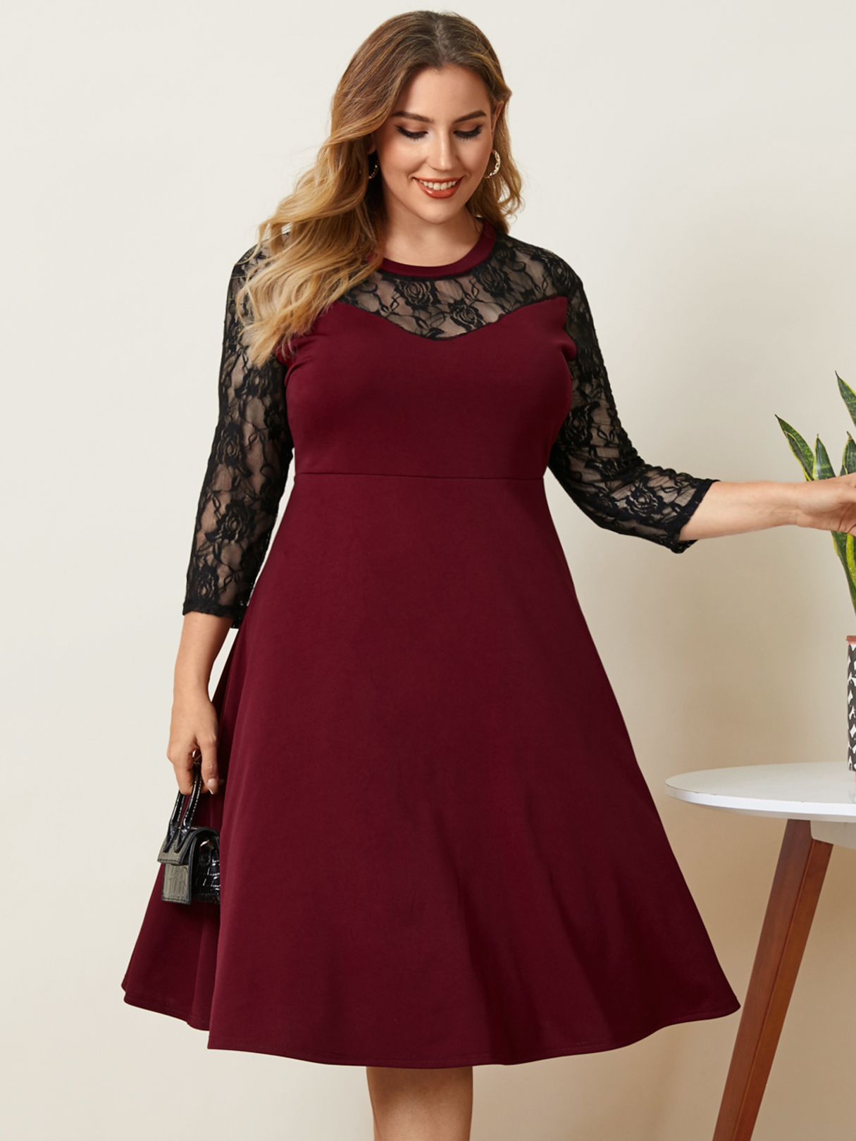 Plus Size Rundhalsausschnitt Spitze 3/4 Länge Ärmel Midi Kleid günstig online kaufen