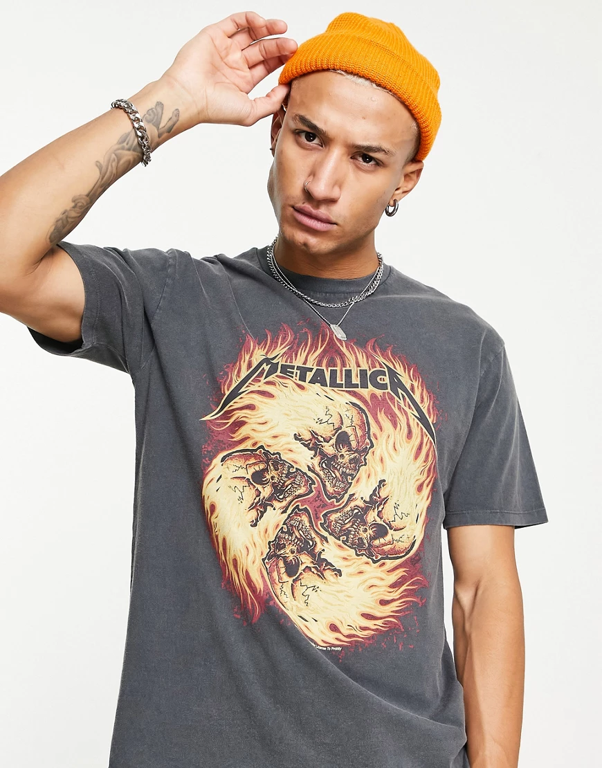 Topman – Oversize-T-Shirt in verwaschenem Schwarz mit Metallica-Feuerwirbel günstig online kaufen