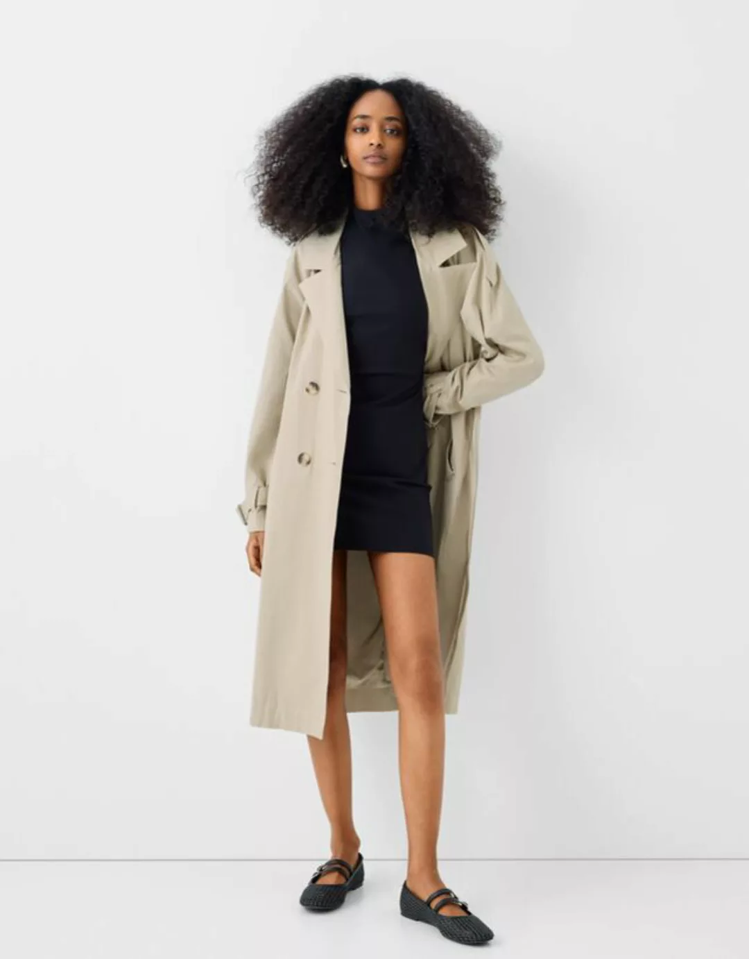 Bershka Trenchcoat Aus Baumwolle Damen S Sandfarbe günstig online kaufen