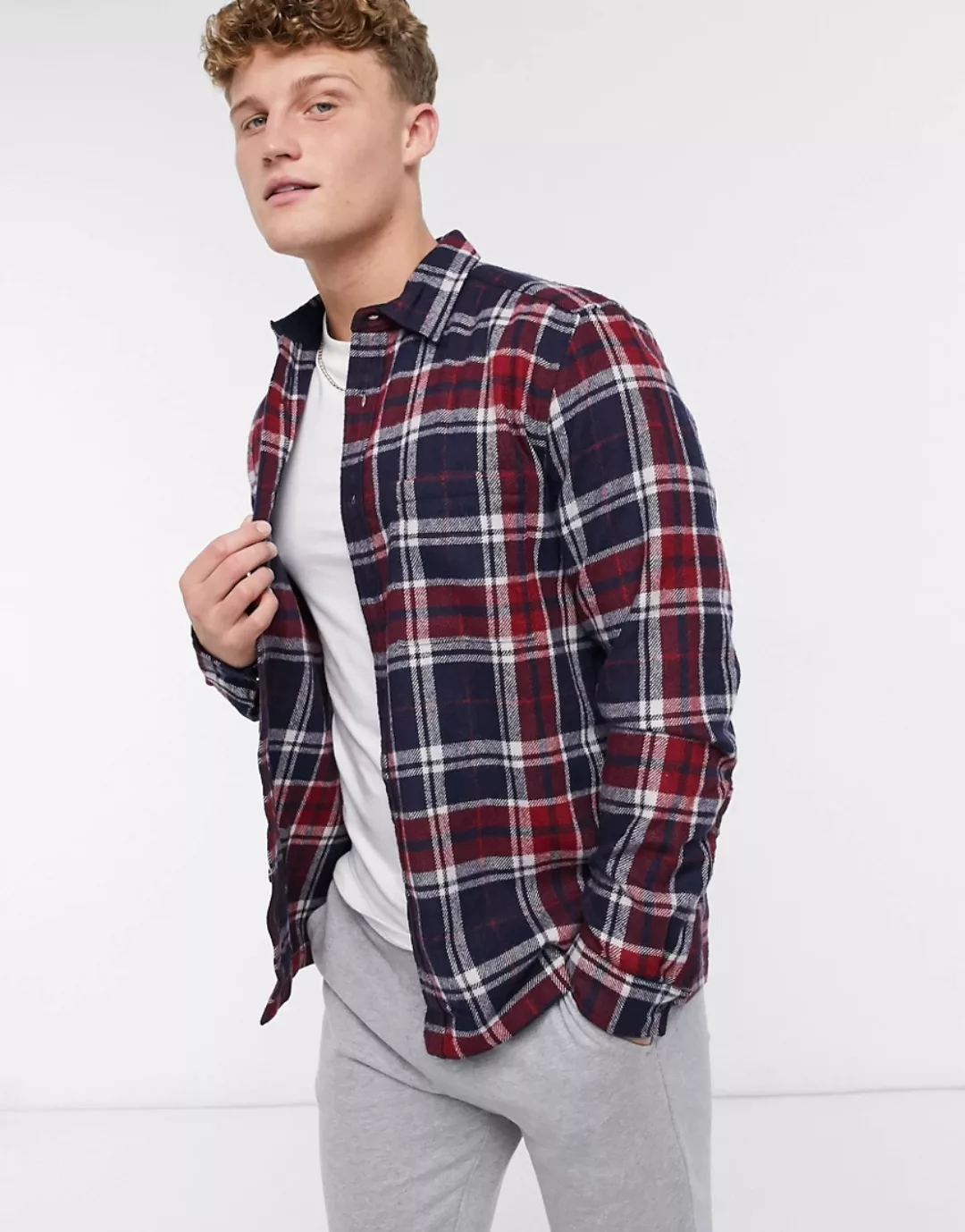ASOS DESIGN – Hemdjacke aus Wollmischung mit marineblauem Karomuster günstig online kaufen