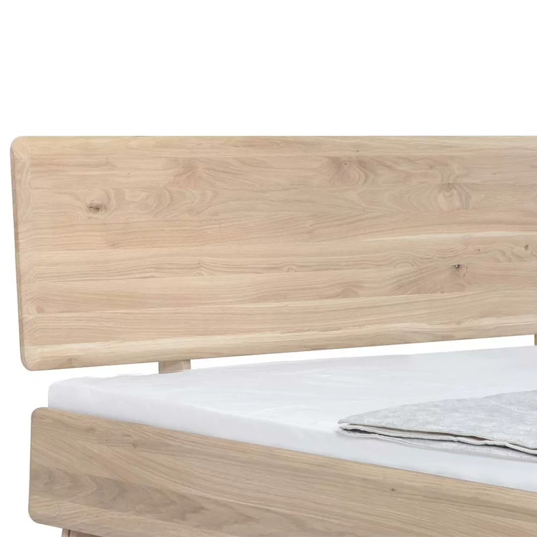 Holzbett aus Wildeiche Massivholz Weiß geölt günstig online kaufen