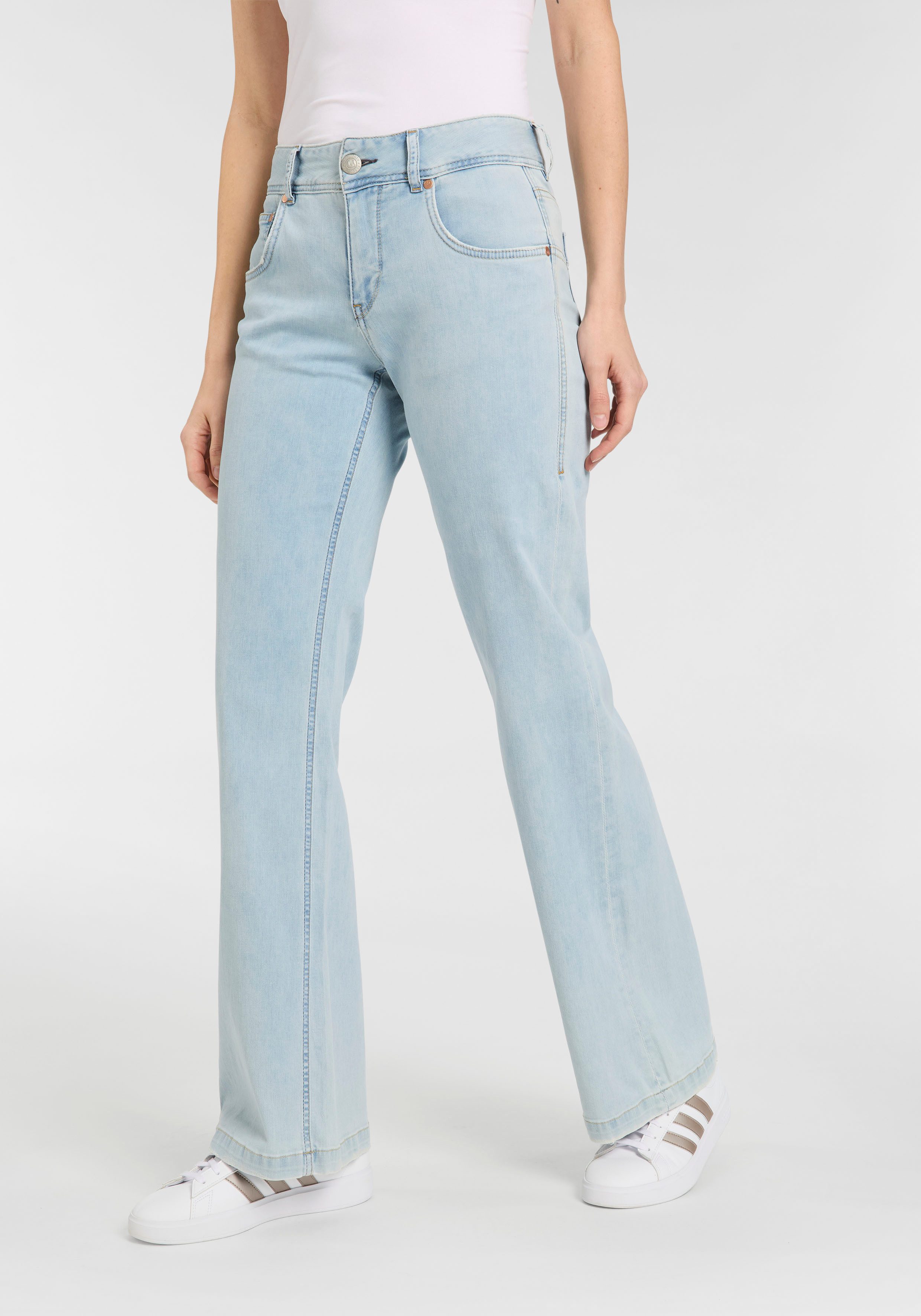 Herrlicher 5-Pocket-Jeans "Edna Recycled Denim Light", im Flared Fit günstig online kaufen