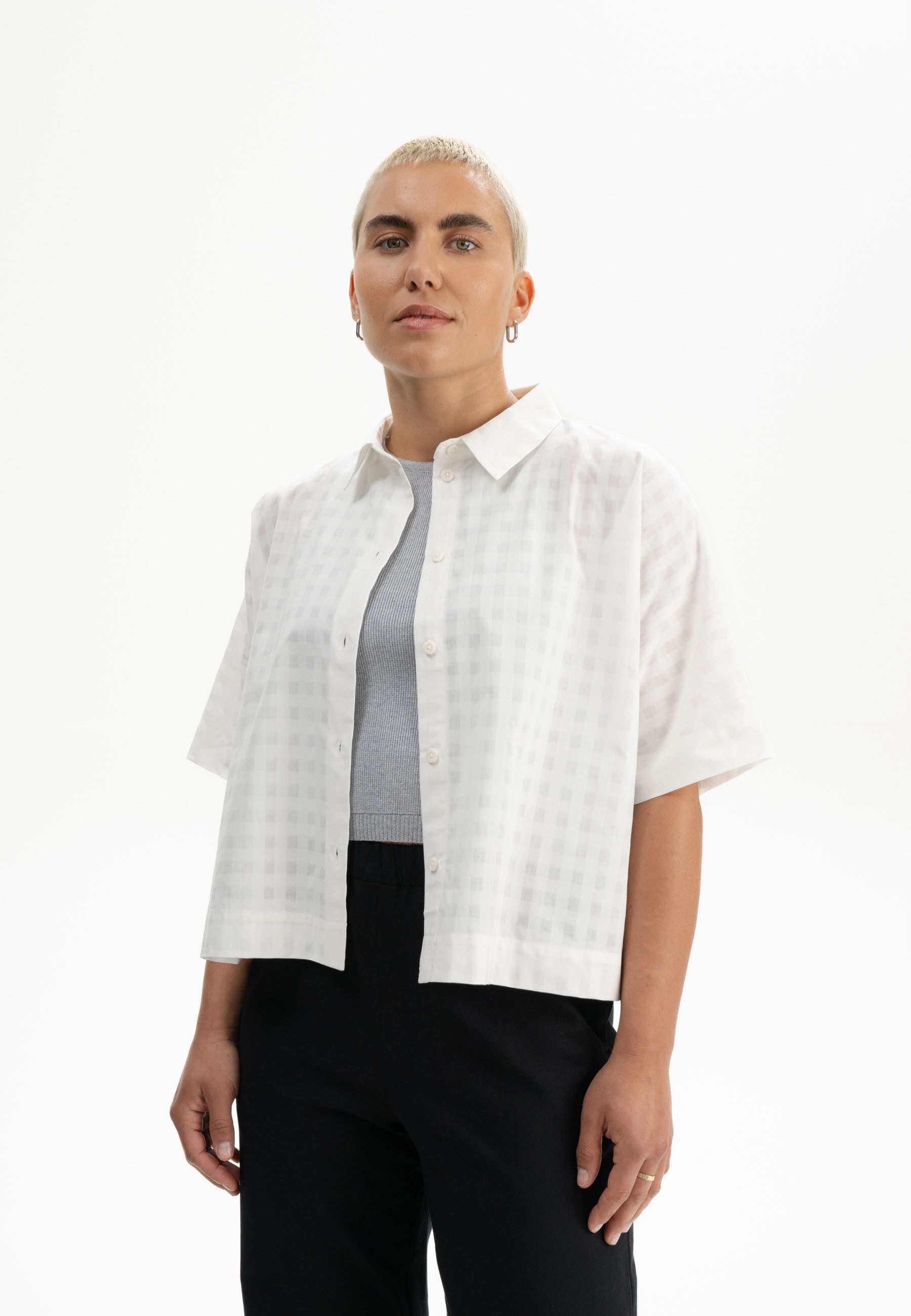 MELA Kurzarmbluse Bluse kurzärmlig RINARA Knopfleiste günstig online kaufen