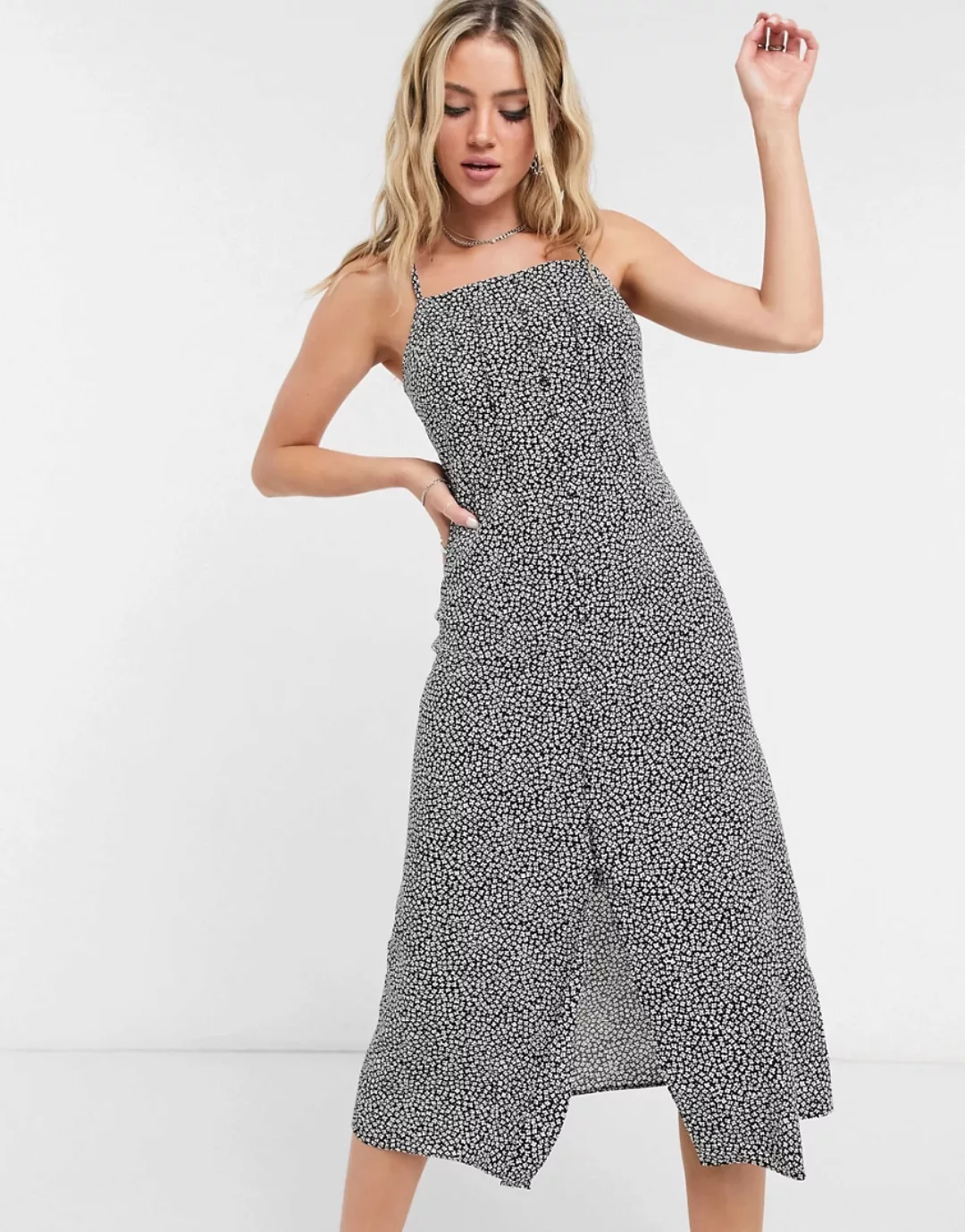 Warehouse – Midi-Camisole-Kleid in Schwarz mit Gänseblümchen-Ditseymuster-M günstig online kaufen