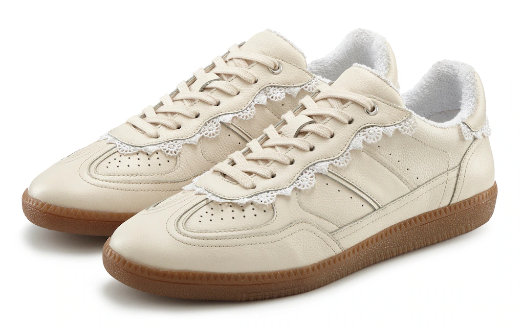 LASCANA Sneaker, Freizeitschuh, Halbschuh aus Leder mit Spitzen Details günstig online kaufen