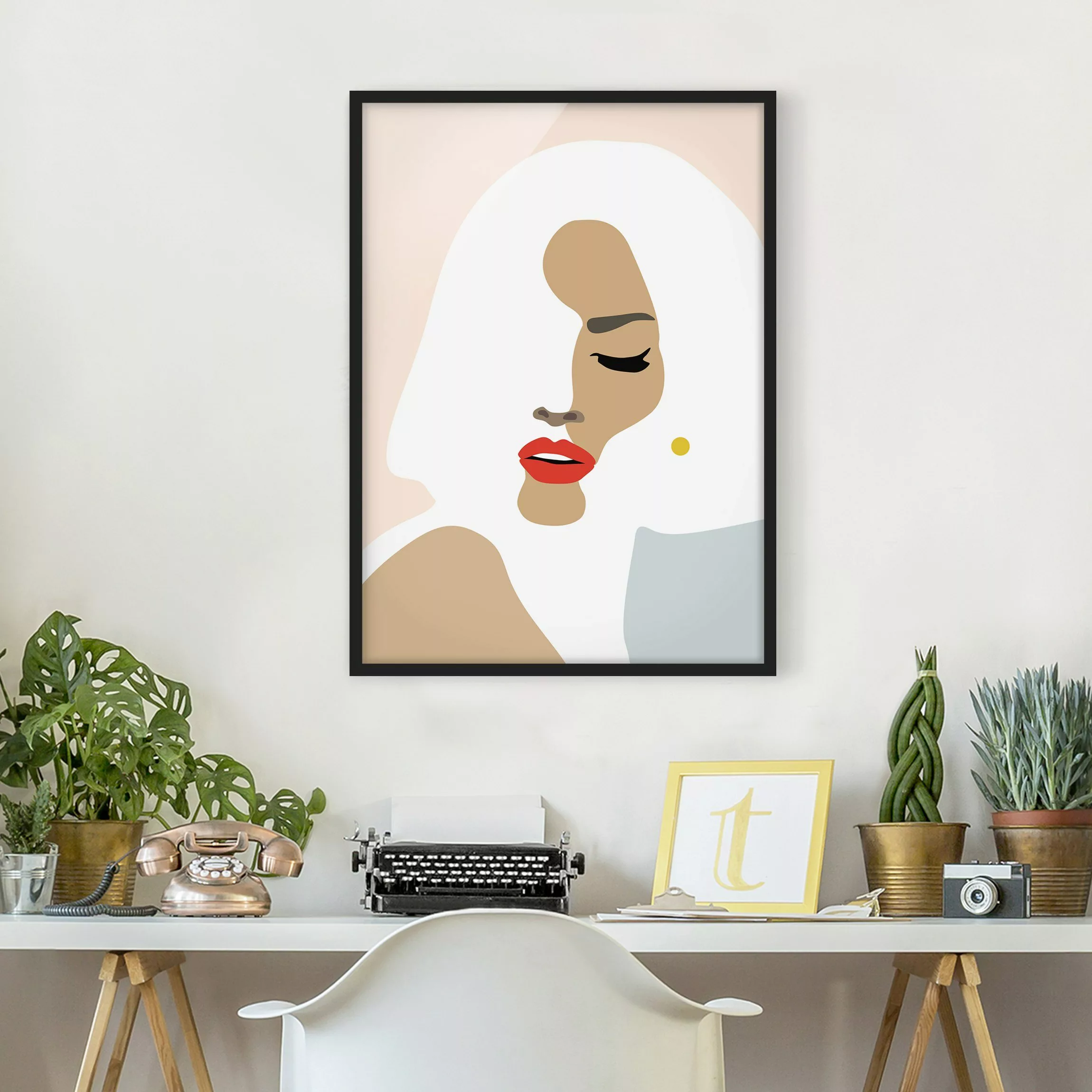 Bild mit Rahmen - Hochformat Line Art Portrait Frau Pastell Beige günstig online kaufen