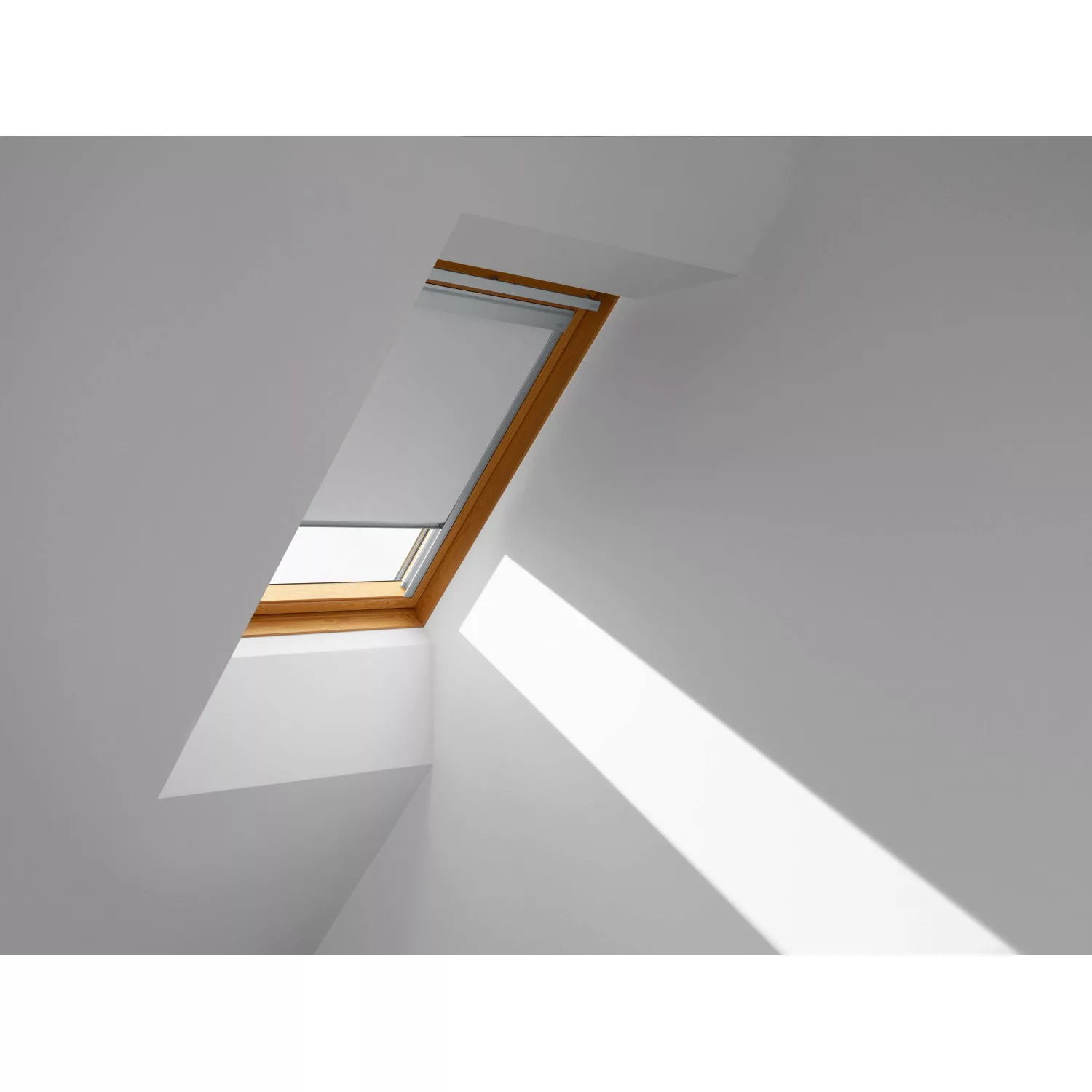 Velux Verdunkelungsrollo für Dachfenster Classic DBL F04 4204 Grau günstig online kaufen