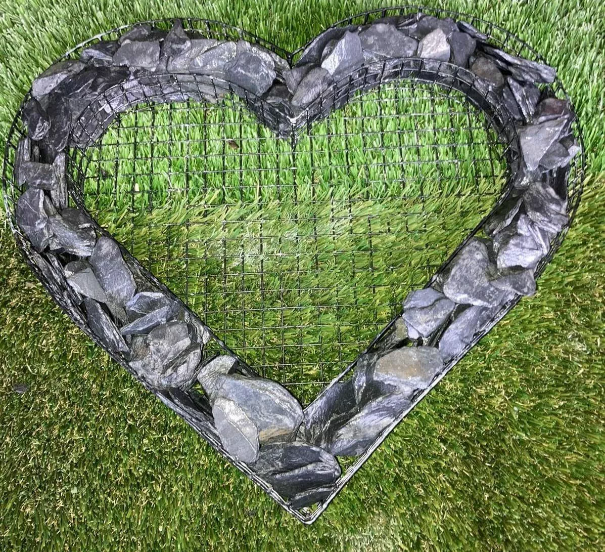 Gartenwelt Riegelsberger Gartenfigur Herz Gitter Grabschmuck günstig online kaufen
