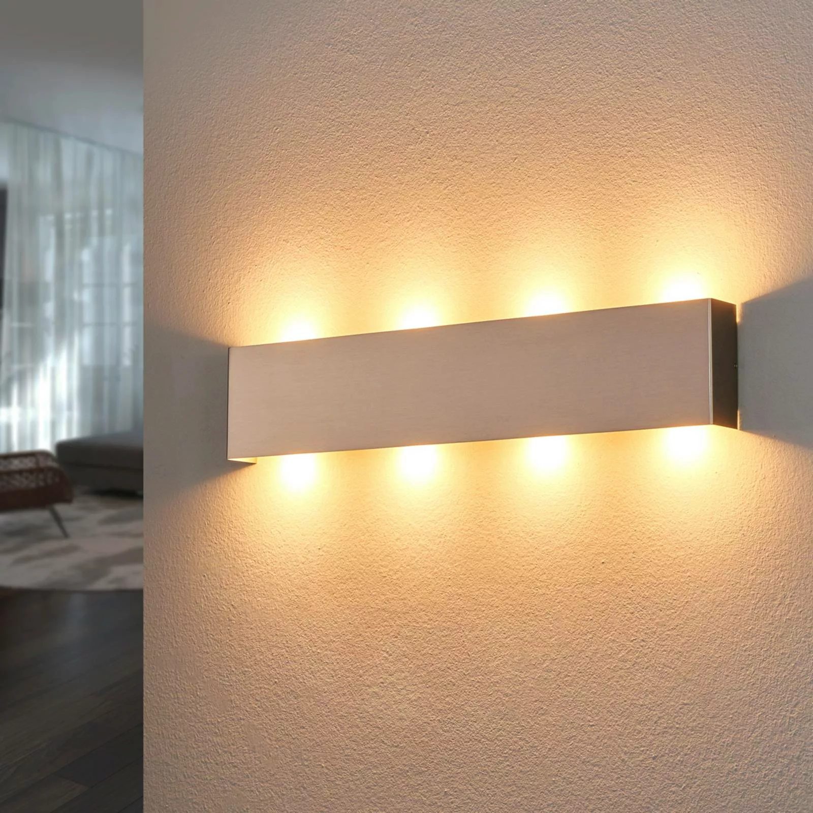 Quitani LED-Wandleuchte Maja, nickel, Breite 54 cm günstig online kaufen