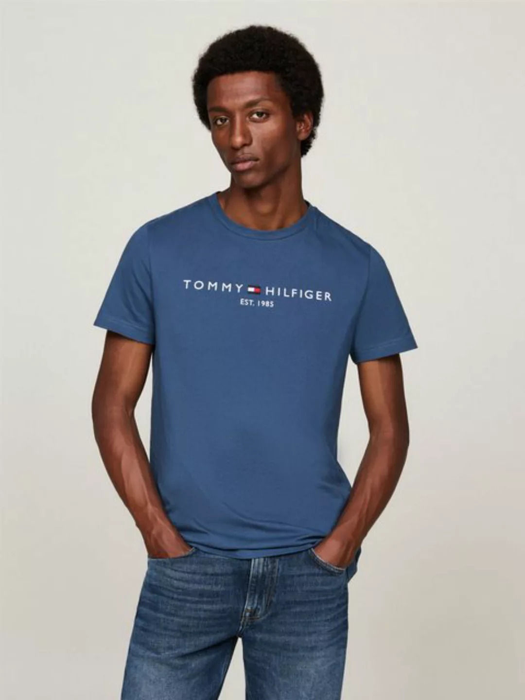 Tommy Hilfiger T-Shirt TOMMY LOGO TEE aus reiner, nachhaltiger Baumwolle günstig online kaufen