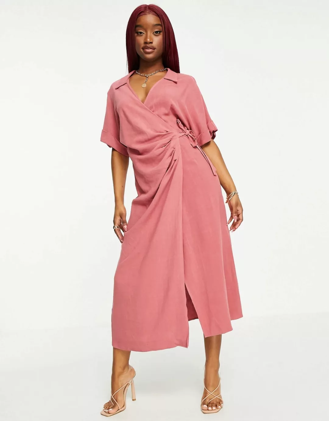 ASOS DESIGN – Midikleid mit Wickeldesign aus Leinen in Staubrosa günstig online kaufen