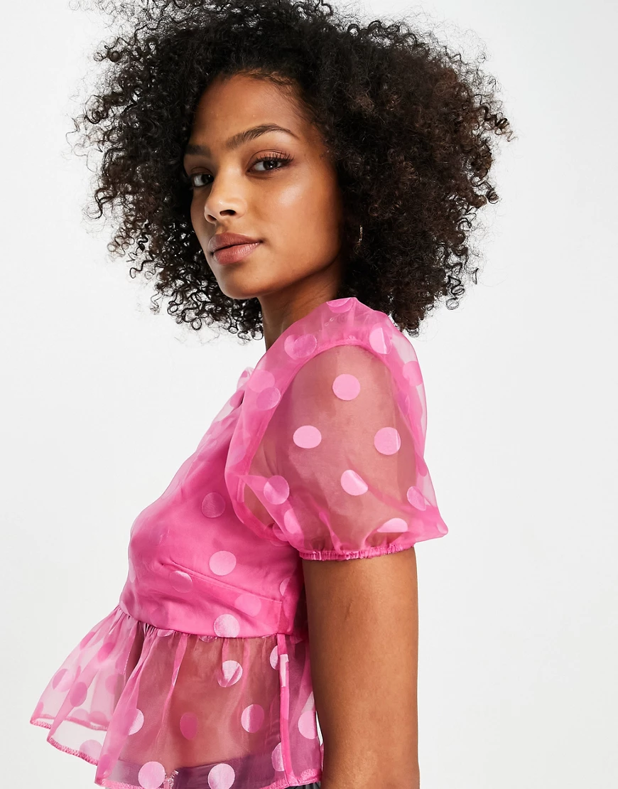 Miss Selfridge – Gepunktetes Oberteil aus Organza in Pink-Rosa günstig online kaufen