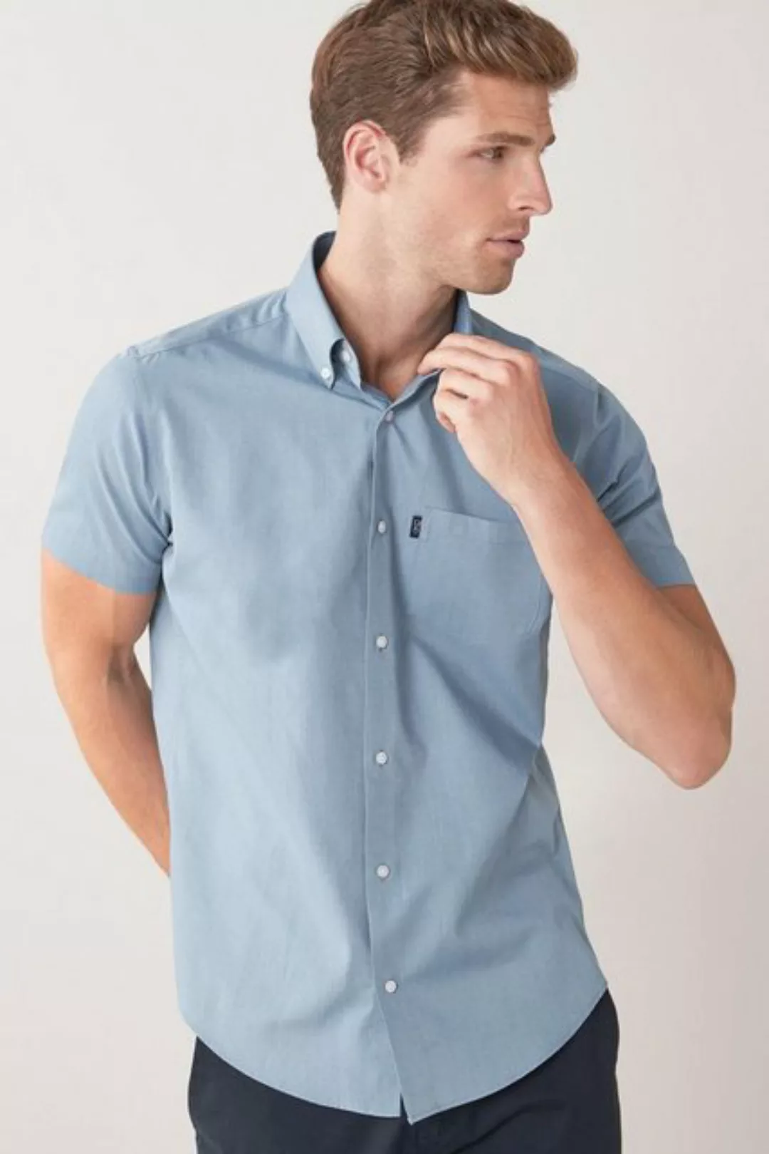 Next Kurzarmhemd Bügelleichtes Regular Fit Button-down-Oxfordhemd (1-tlg) günstig online kaufen