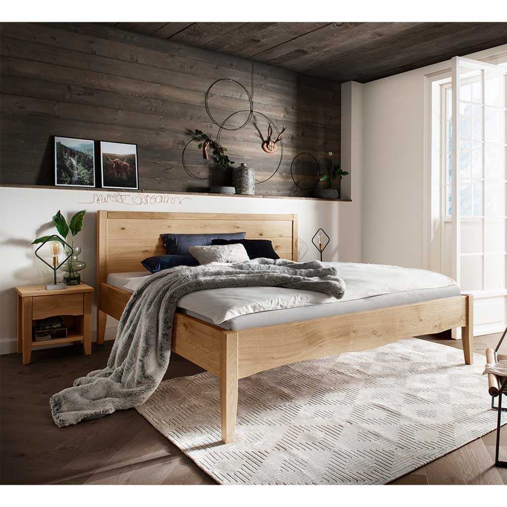Bett Holzbett in Wildeichefarben aus Wildeiche Massivholz günstig online kaufen