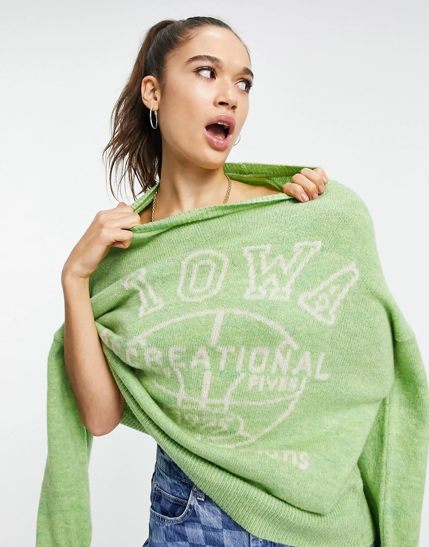 Topshop – Oversized-Pullover aus Strick in Grün mit „IOWA“-Schriftzug günstig online kaufen