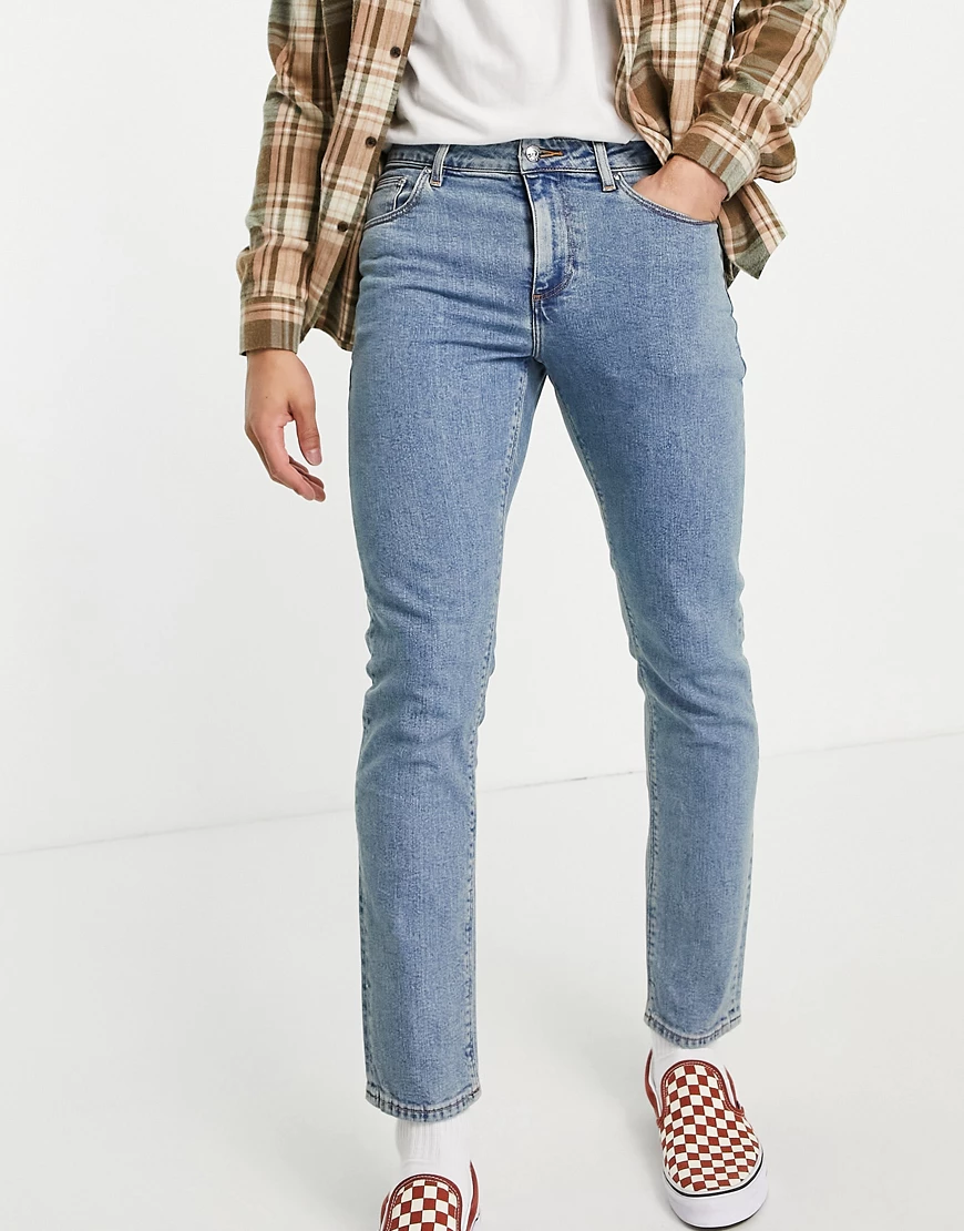 ASOS DESIGN – Schmal geschnittene Stretch-Jeans in mittlerer, getönter „Les günstig online kaufen