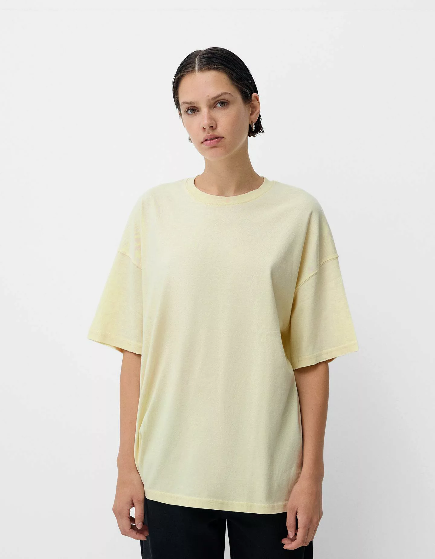 Bershka Kurzärmeliges Oversize-Shirt Damen L Gelb günstig online kaufen