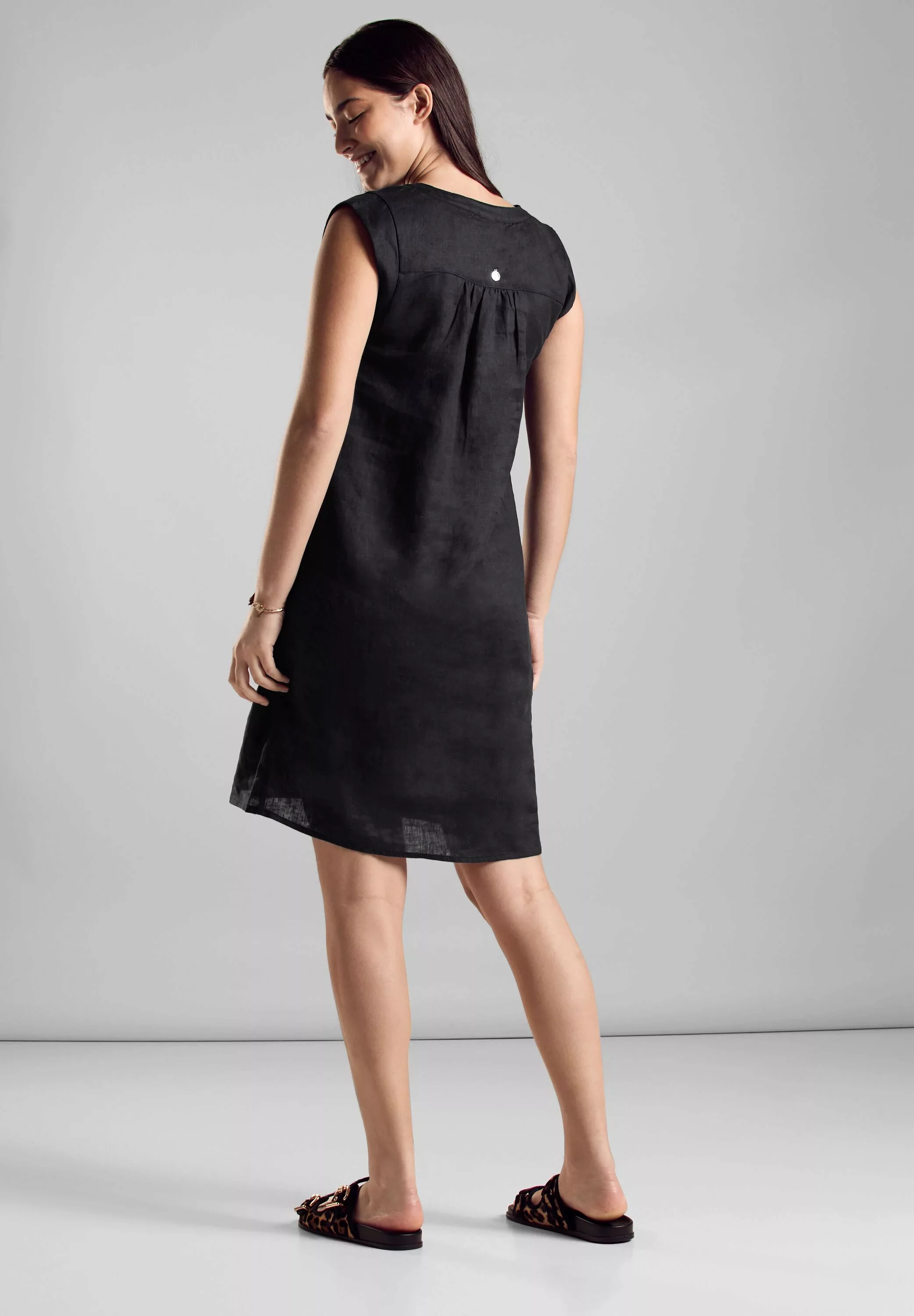 STREET ONE Sommerkleid Street One Ärmelloses Leinen Kleid in Black (1-tlg) günstig online kaufen