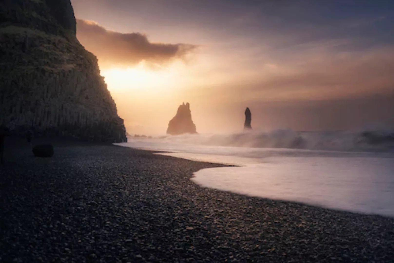 Papermoon Fototapete »Photo-Art JORGE RUIZ DUESO, REYNISFJARA SUNRISE« günstig online kaufen