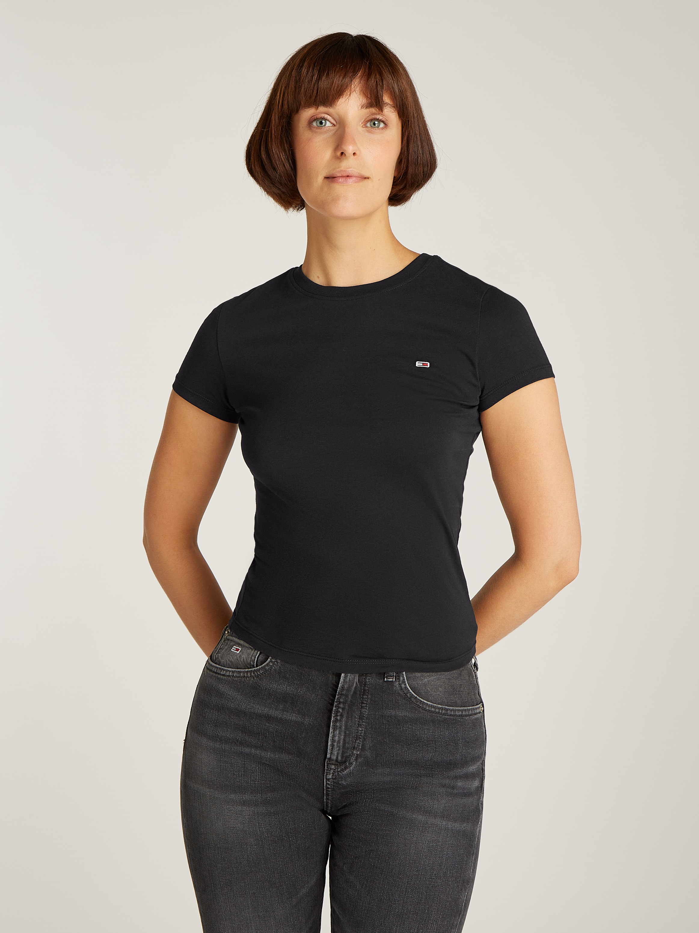 Tommy Jeans Kurzarmshirt "TJW SLIM C-NECK TEE", mit Logo-Stickerei günstig online kaufen