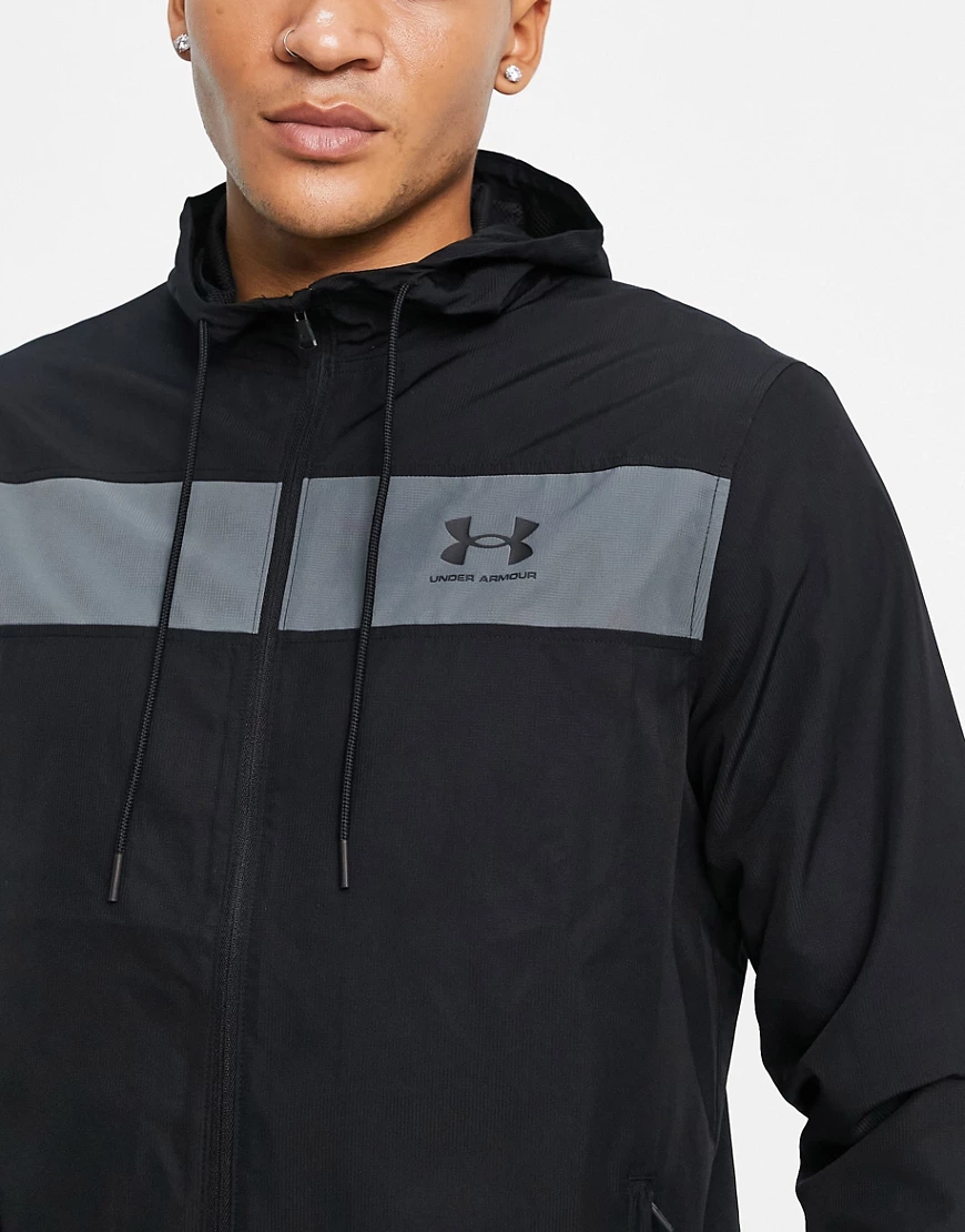 Under Armour – Sportstyle – Kapuzenpullover in Windjacken-Optik in Schwarz günstig online kaufen