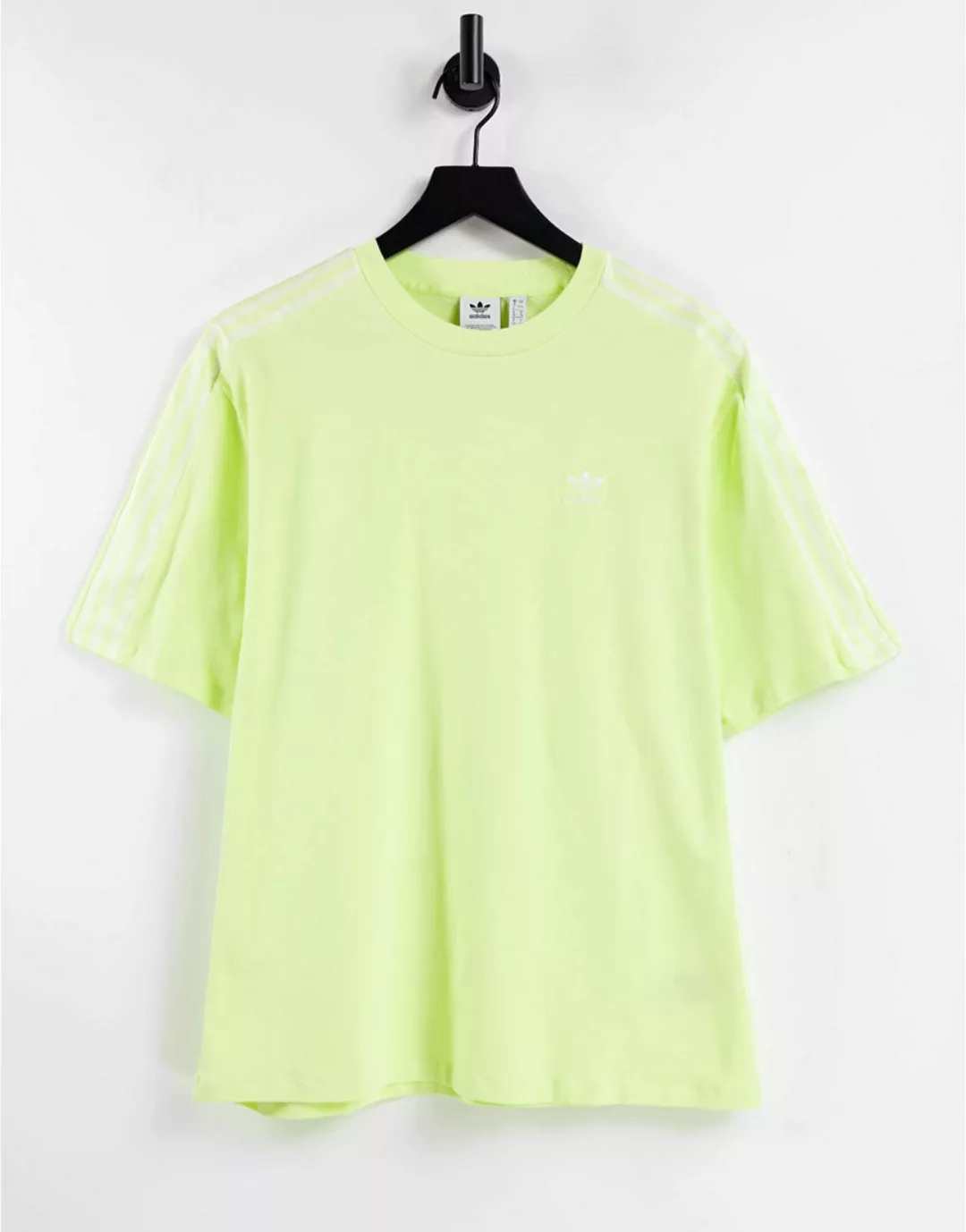 adidas Originals – adicolor – T-Shirt in Satin-Optik in Gelb mit den drei S günstig online kaufen