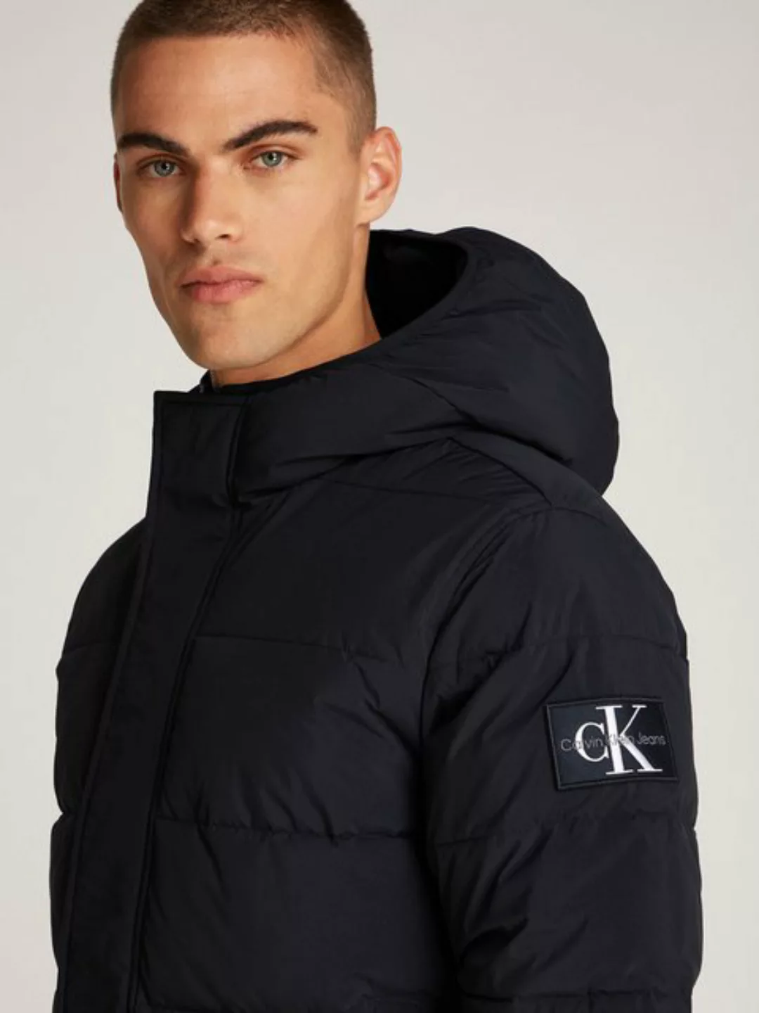 Calvin Klein Jeans Outdoorjacke "ESSENTIAL LW PADDED JACKET", mit Kapuze, m günstig online kaufen