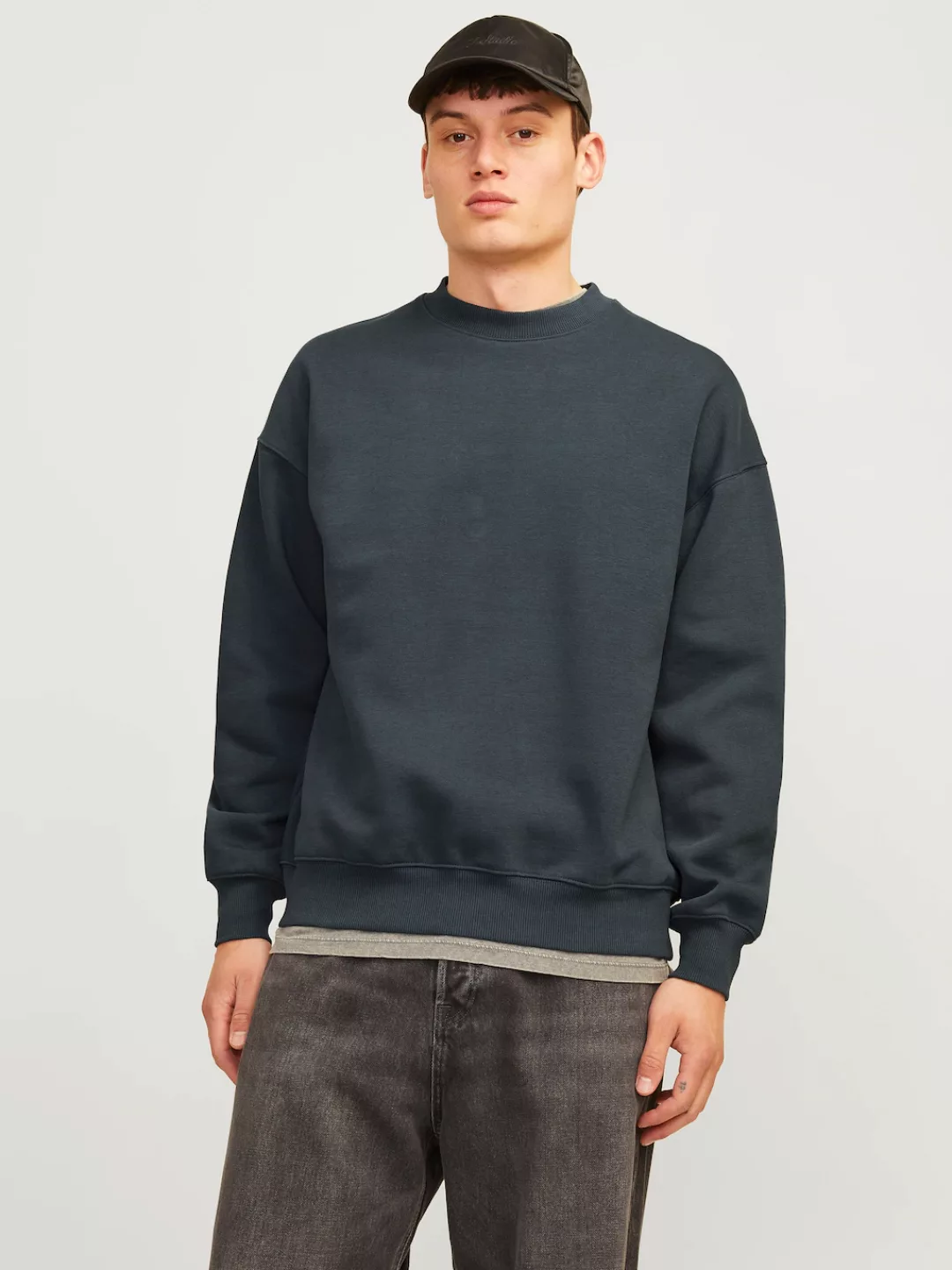 Jack & Jones Sweatshirt JJEURBAN EDGE SWEAT CREW NECK NOOS mit Rippbündchen günstig online kaufen