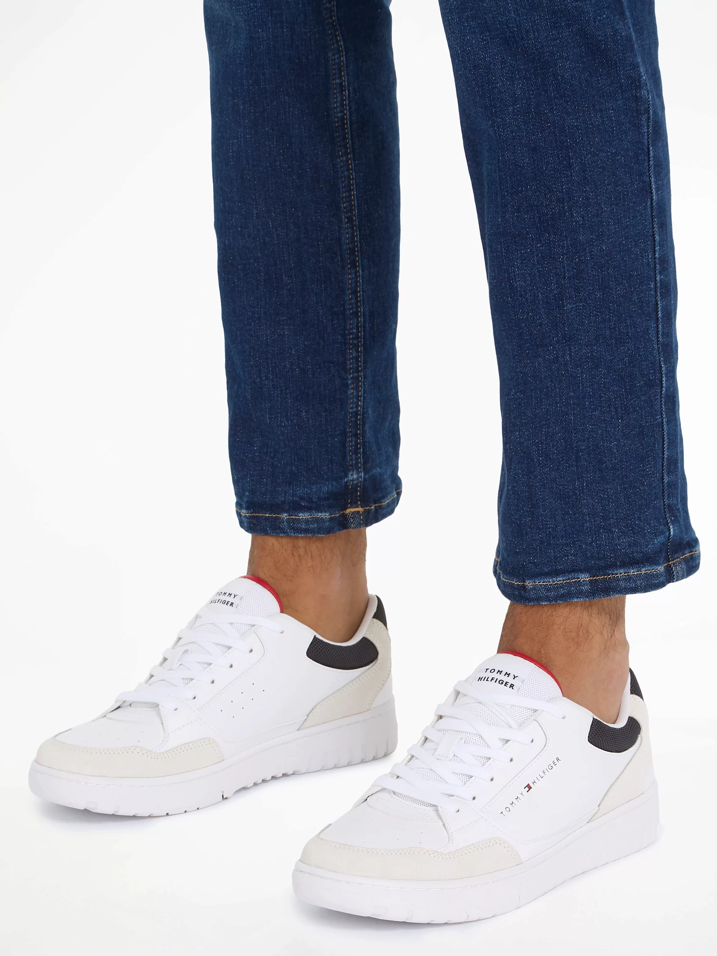 Tommy Hilfiger Sneaker "TH BASKET CORE LTH MIX ESS", mit Kontrastbesätzen, günstig online kaufen