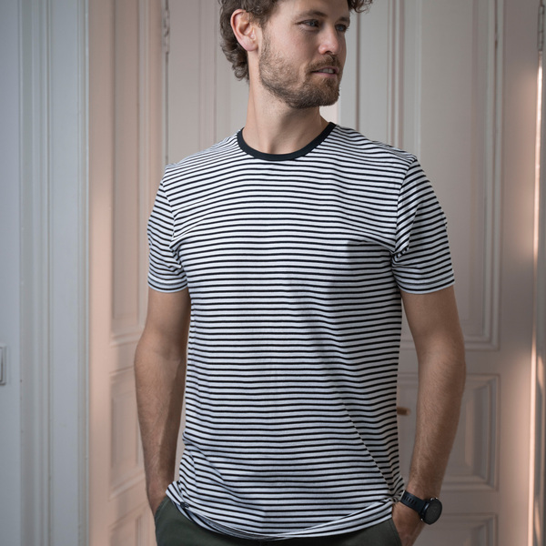 Vlo - Gestreiftes T-shirt Aus Biobaumwolle, Weiß/schwarz & Beige/weiß günstig online kaufen