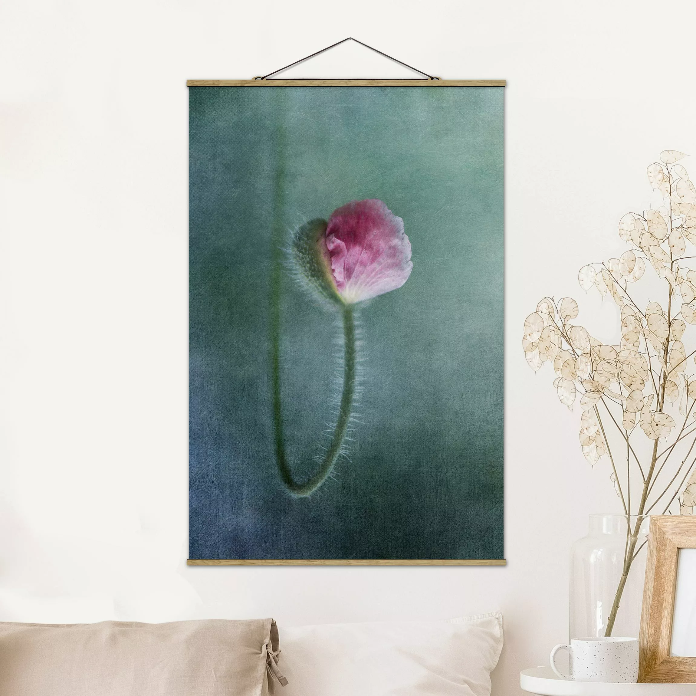 Stoffbild Blumen mit Posterleisten - Hochformat Blüte in Rosa günstig online kaufen