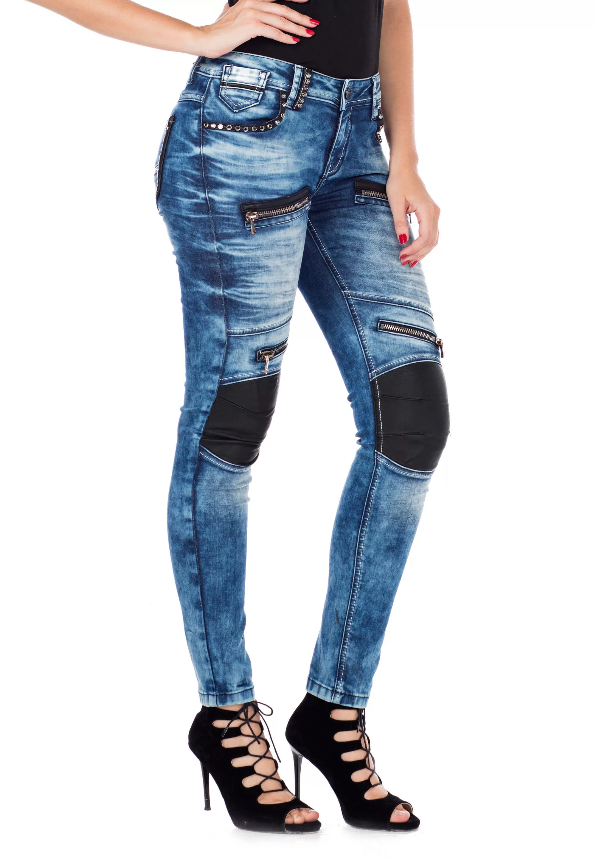 Cipo & Baxx Röhrenjeans, mit angesagten Applikationen günstig online kaufen