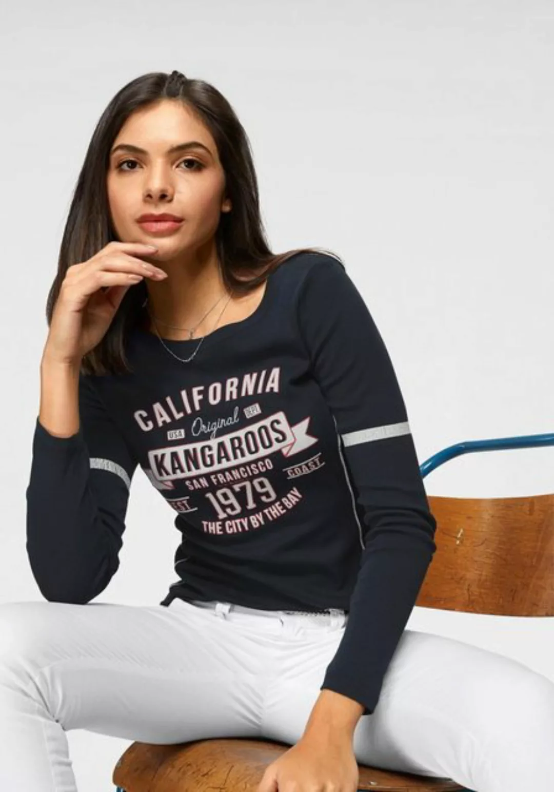 KangaROOS Langarmshirt mit Print Vorne und an Ärmeln günstig online kaufen
