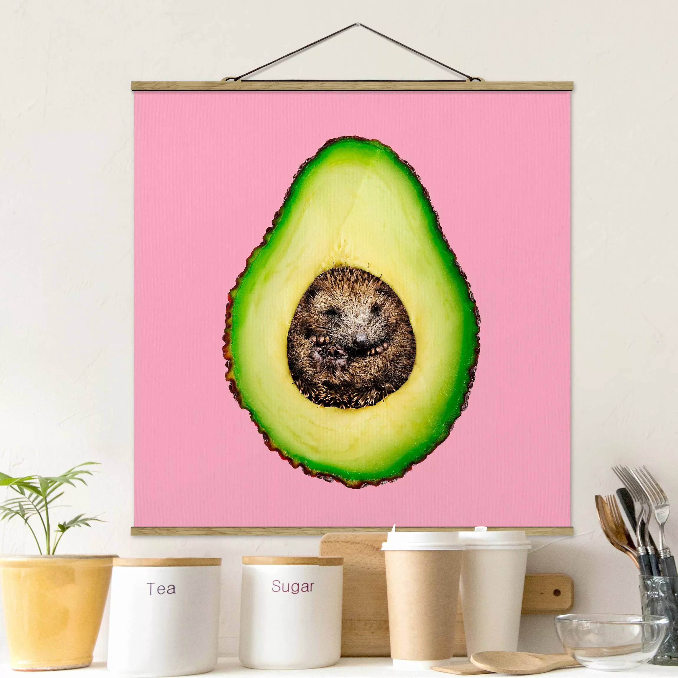 Stoffbild Tiere mit Posterleisten - Quadrat Avocado mit Igel günstig online kaufen