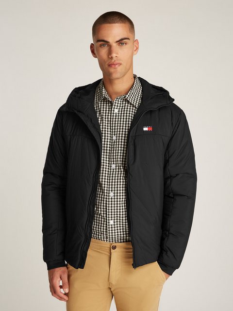 Tommy Jeans Kurzjacke TJM LT POLY JACKET EXT mit Logostickerei günstig online kaufen