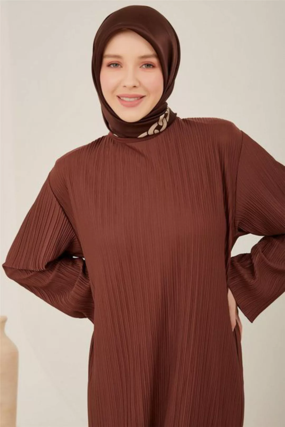 ARMİNE Maxikleid Armine Unterkleid Damen Lang, Langlebige Qualität Kleid Sh günstig online kaufen