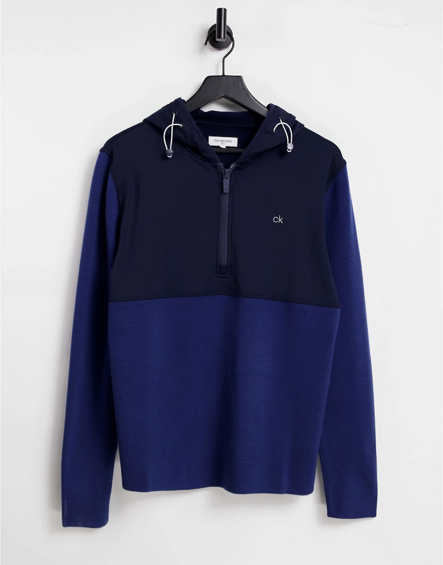 Calvin Klein Golf – Yosemite – Kapuzenpullover aus Strick in Blau mit kurze günstig online kaufen