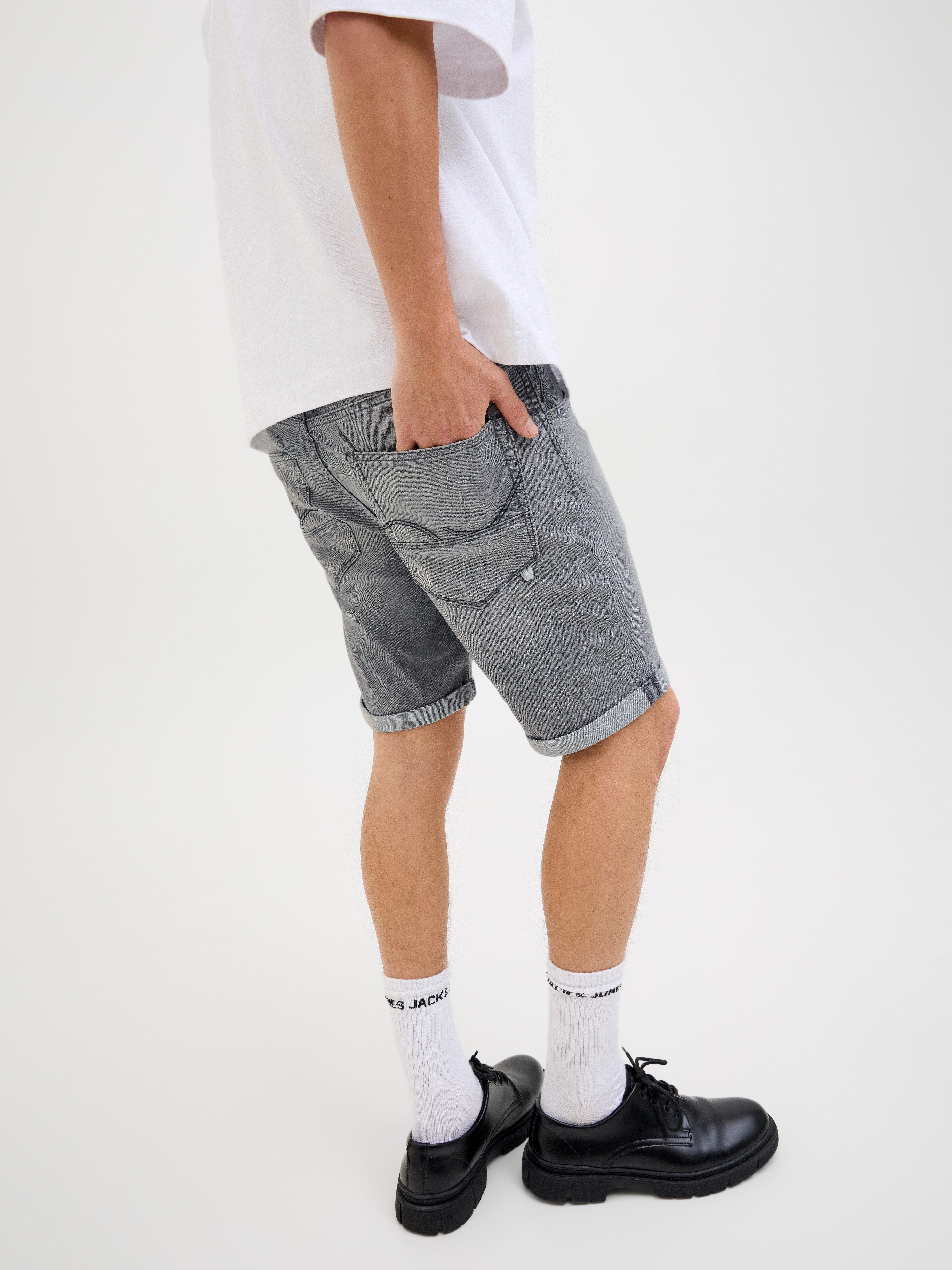 Jack & Jones Shorts "JJIRICK JJFOX SHORTS CB 310 SN", im Four-Pocket Style günstig online kaufen