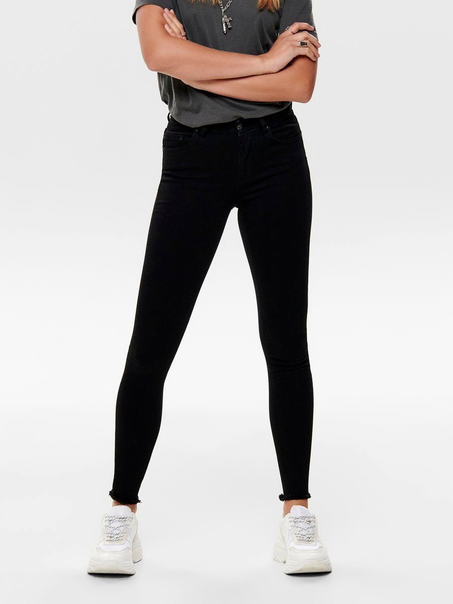 ONLY Ankle-Jeans "ONLBLUSH MID SK AK RW DNM REA2343 NOOS", ausgefranste Säu günstig online kaufen
