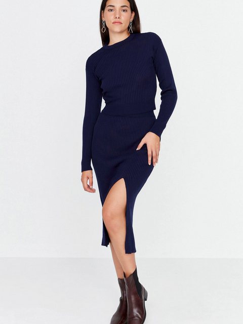 Trendyol Midikleid (1-tlg) Plain/ohne Details günstig online kaufen