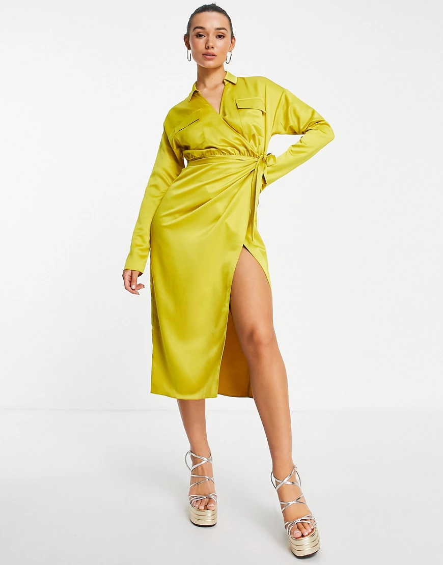 ASOS DESIGN – Midi-Hemdkleid aus Satin in Senfgelb mit Wickeldesign und Kra günstig online kaufen