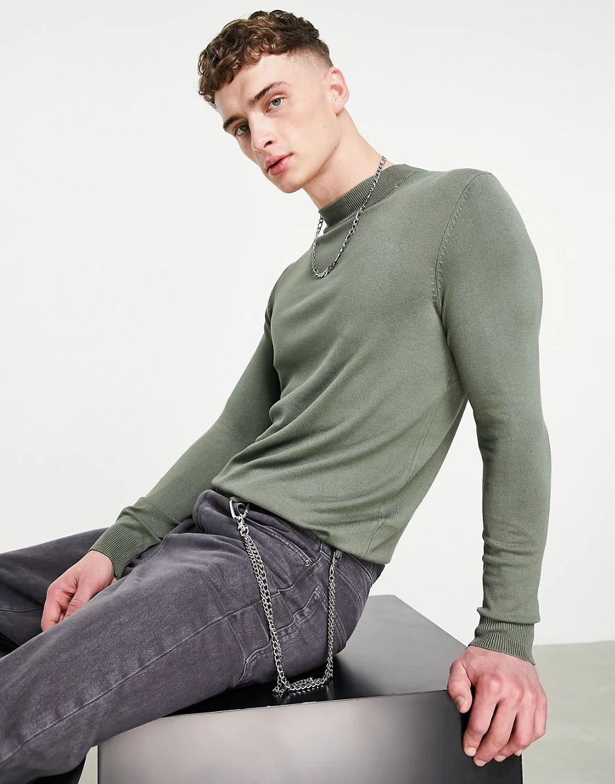 Pull&Bear – Pullover mit Stehkragen in Khaki-Grün günstig online kaufen