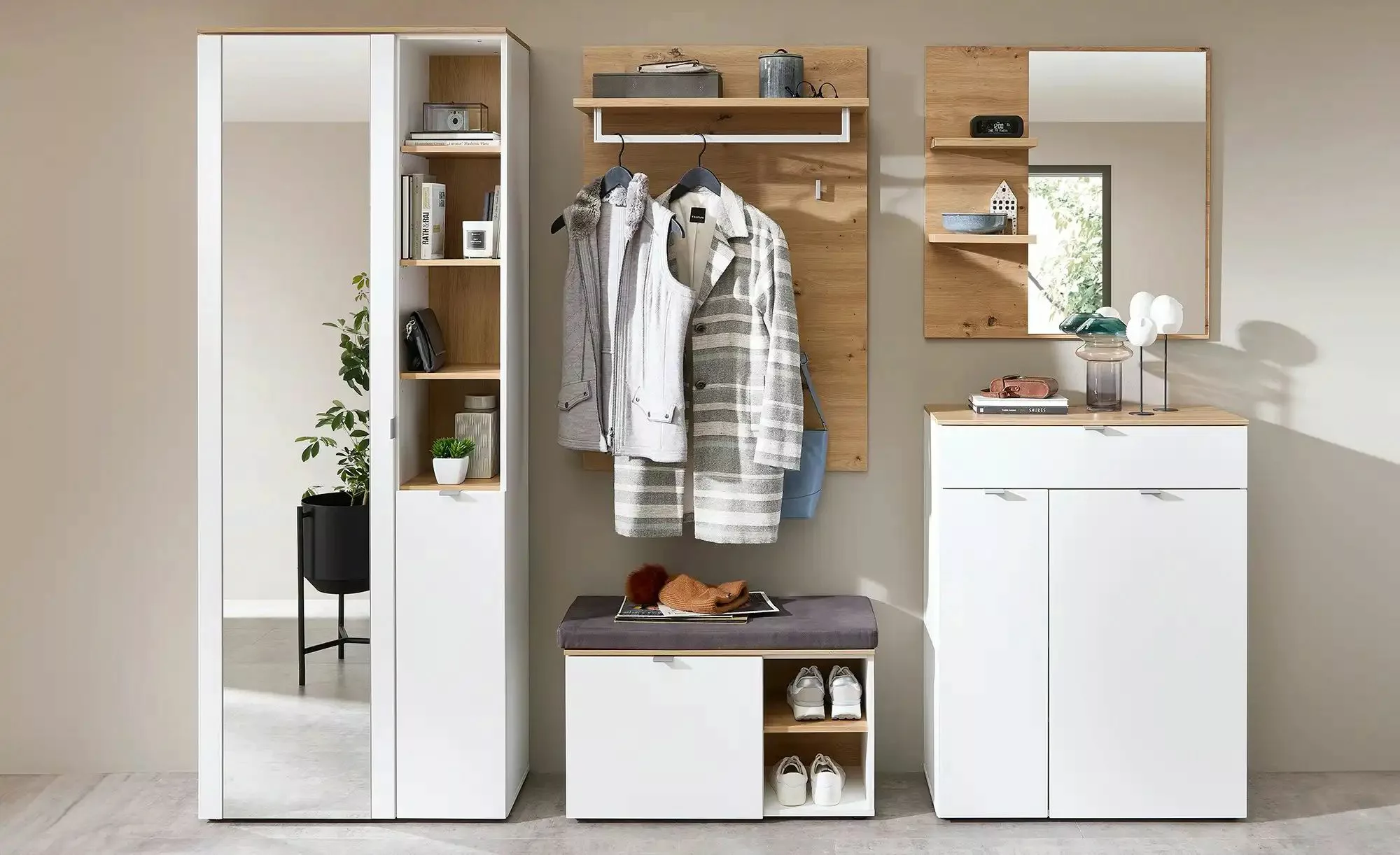 Innostyle Garderobenschrank "BARI Garderobenschrank mit Spiegel, BxHxT 78x2 günstig online kaufen