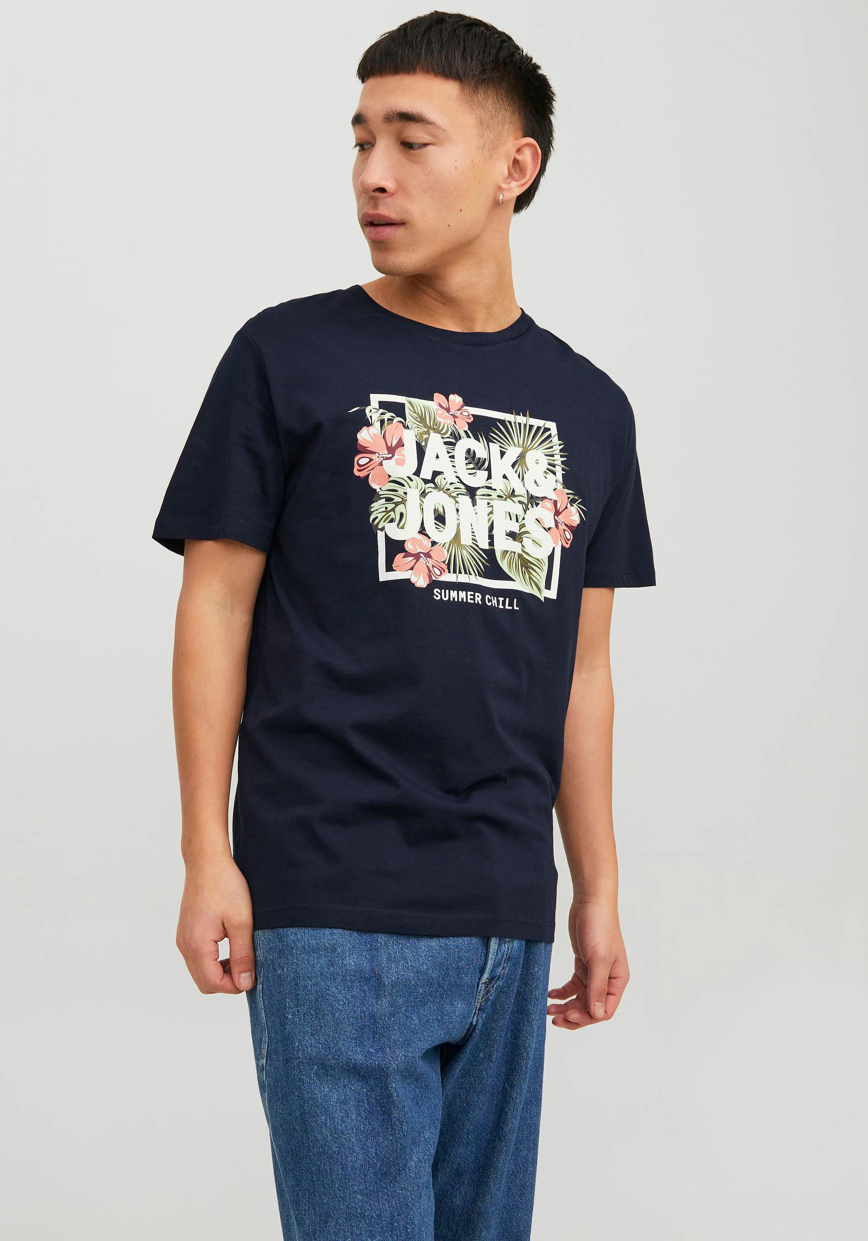 Jack & Jones Rundhalsshirt JJBECS SHAPE TEE SS CREW NECK günstig online kaufen